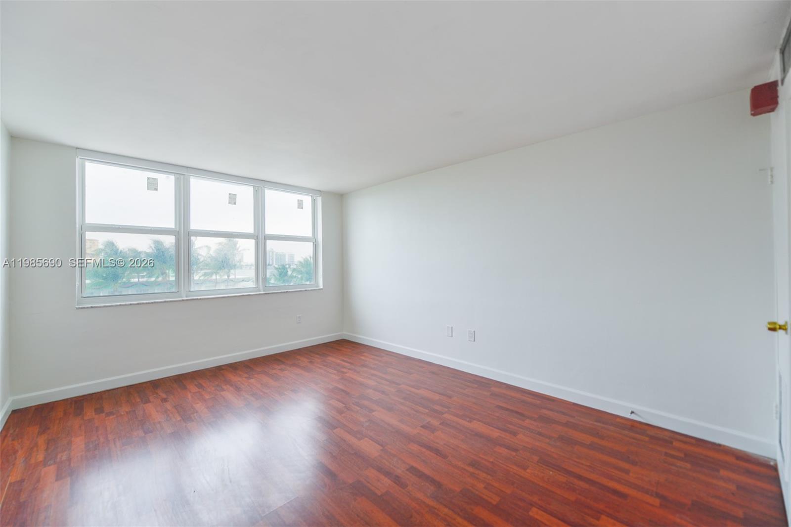 1865 N 79th St Cswy #5H North Bay Village, FL 33141