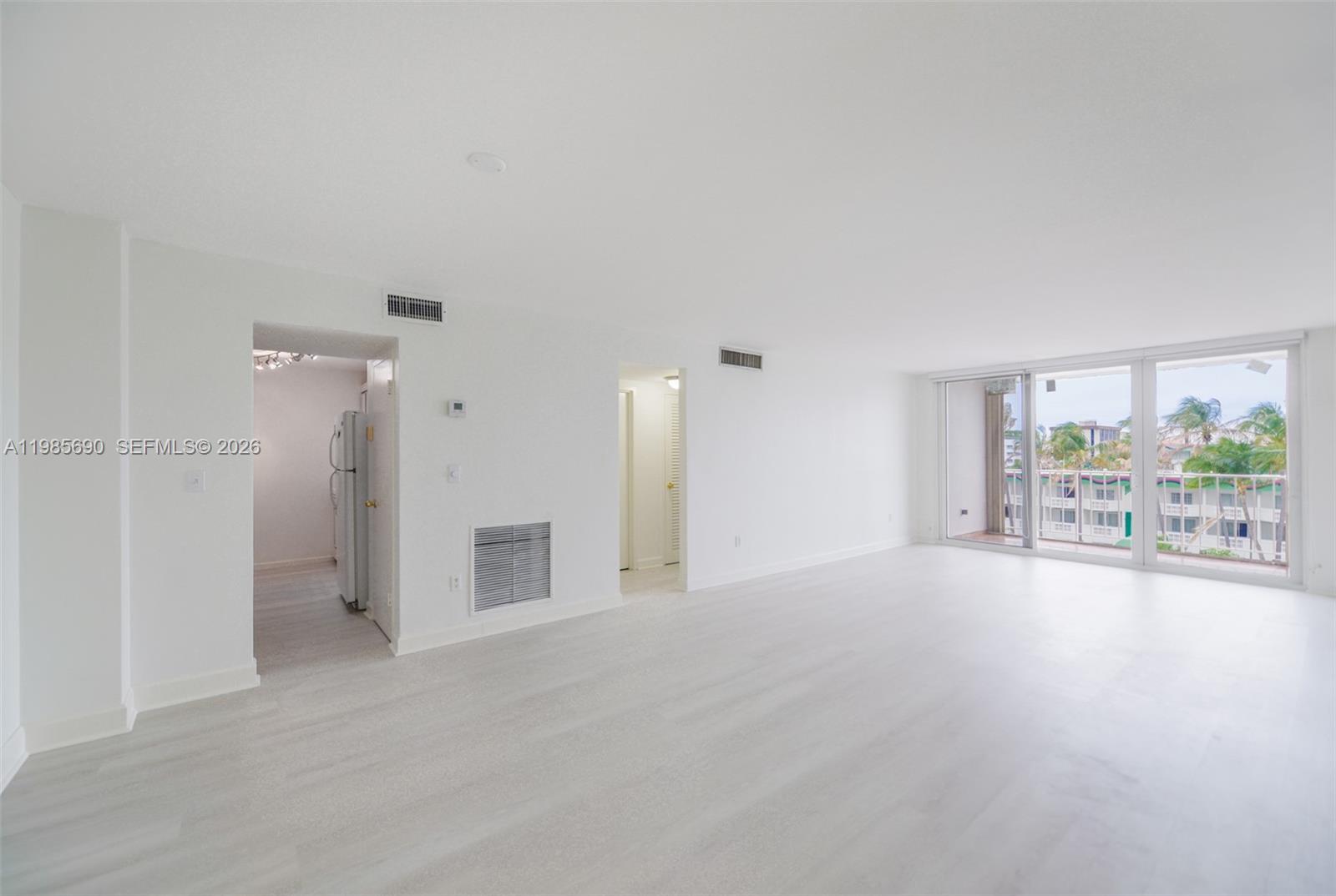 1865 N 79th St Cswy #5H North Bay Village, FL 33141