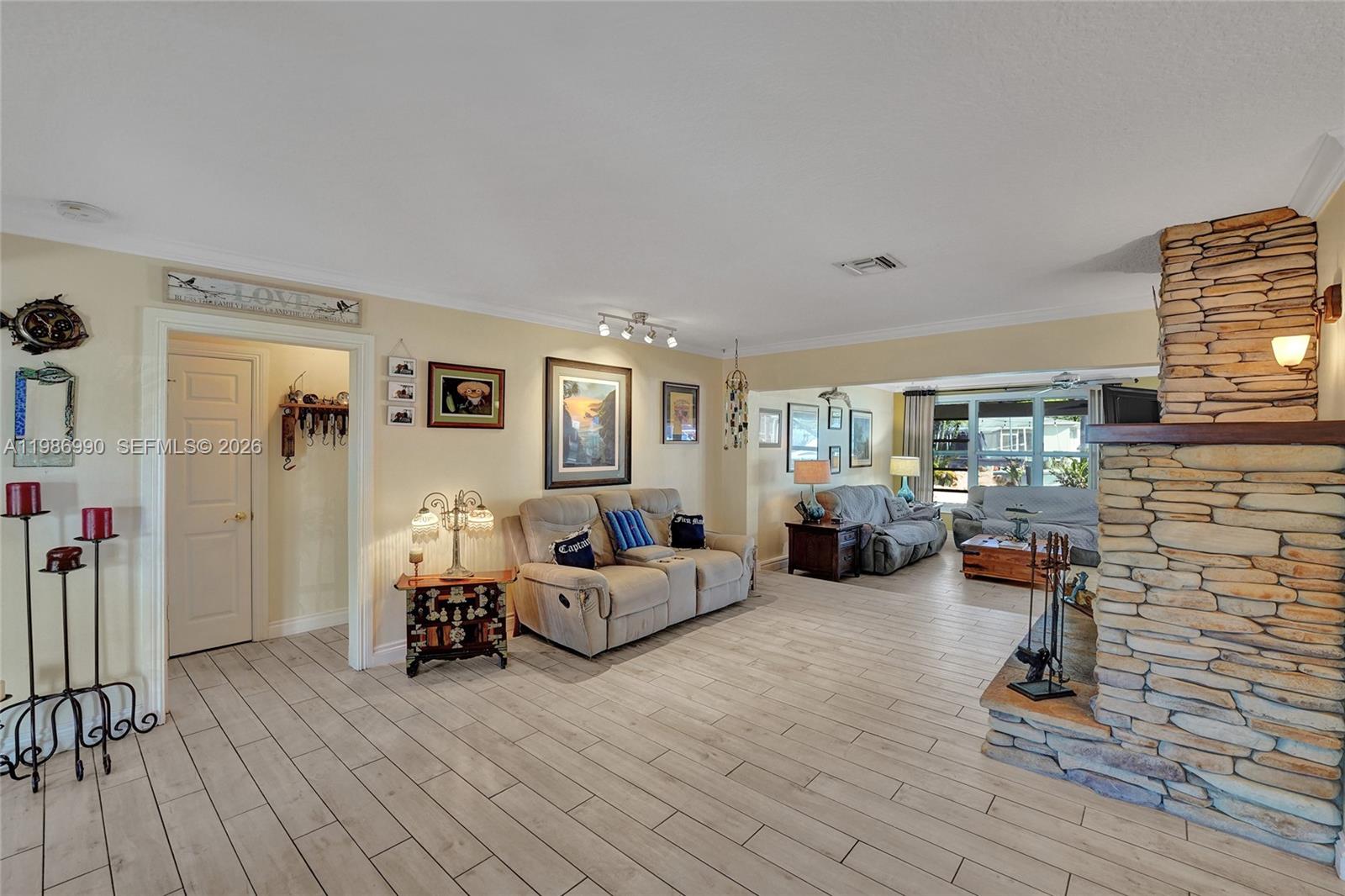 1446 Nautilus Isle Dania Beach, FL 33004