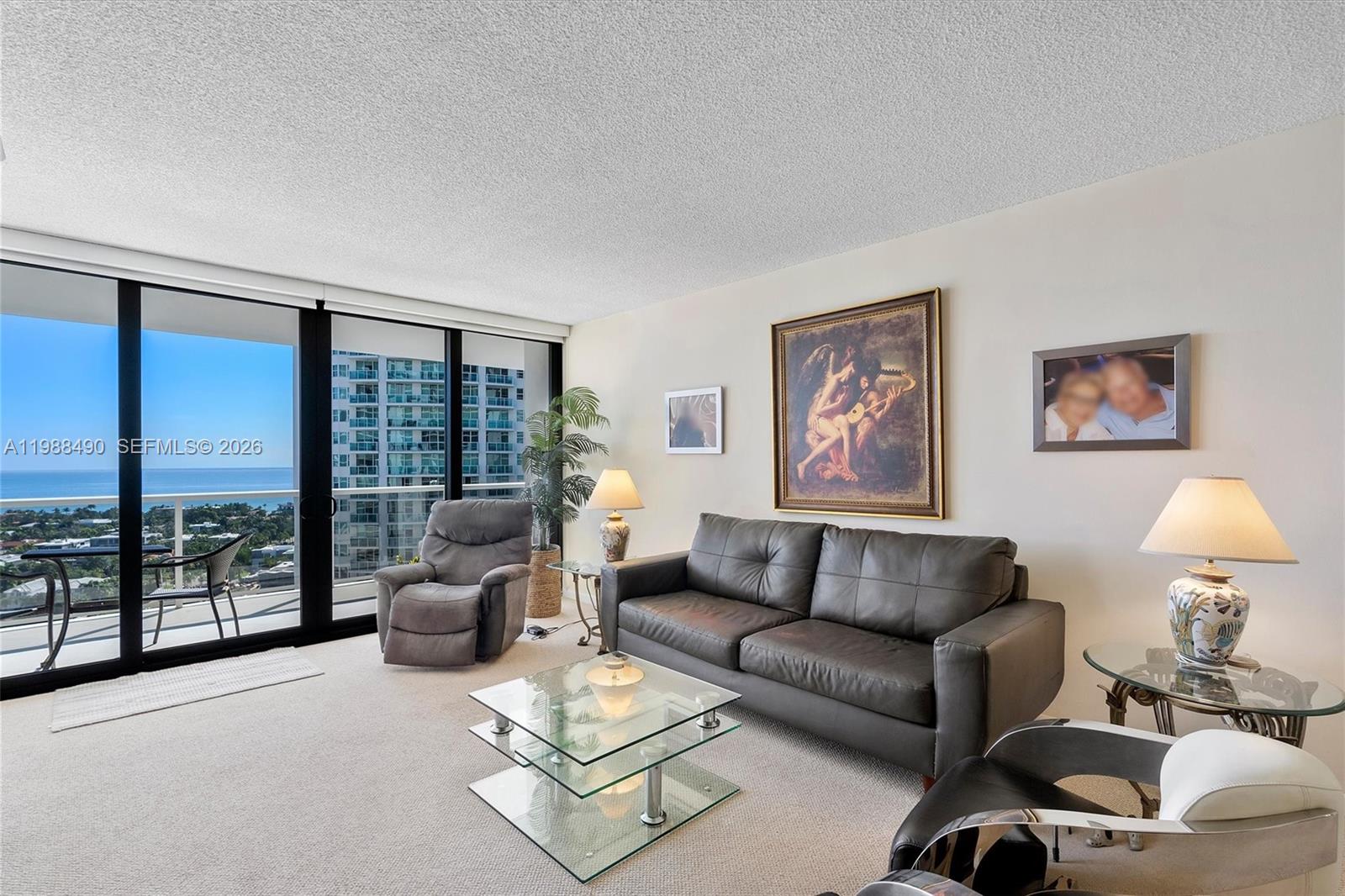 image Hamptons West11