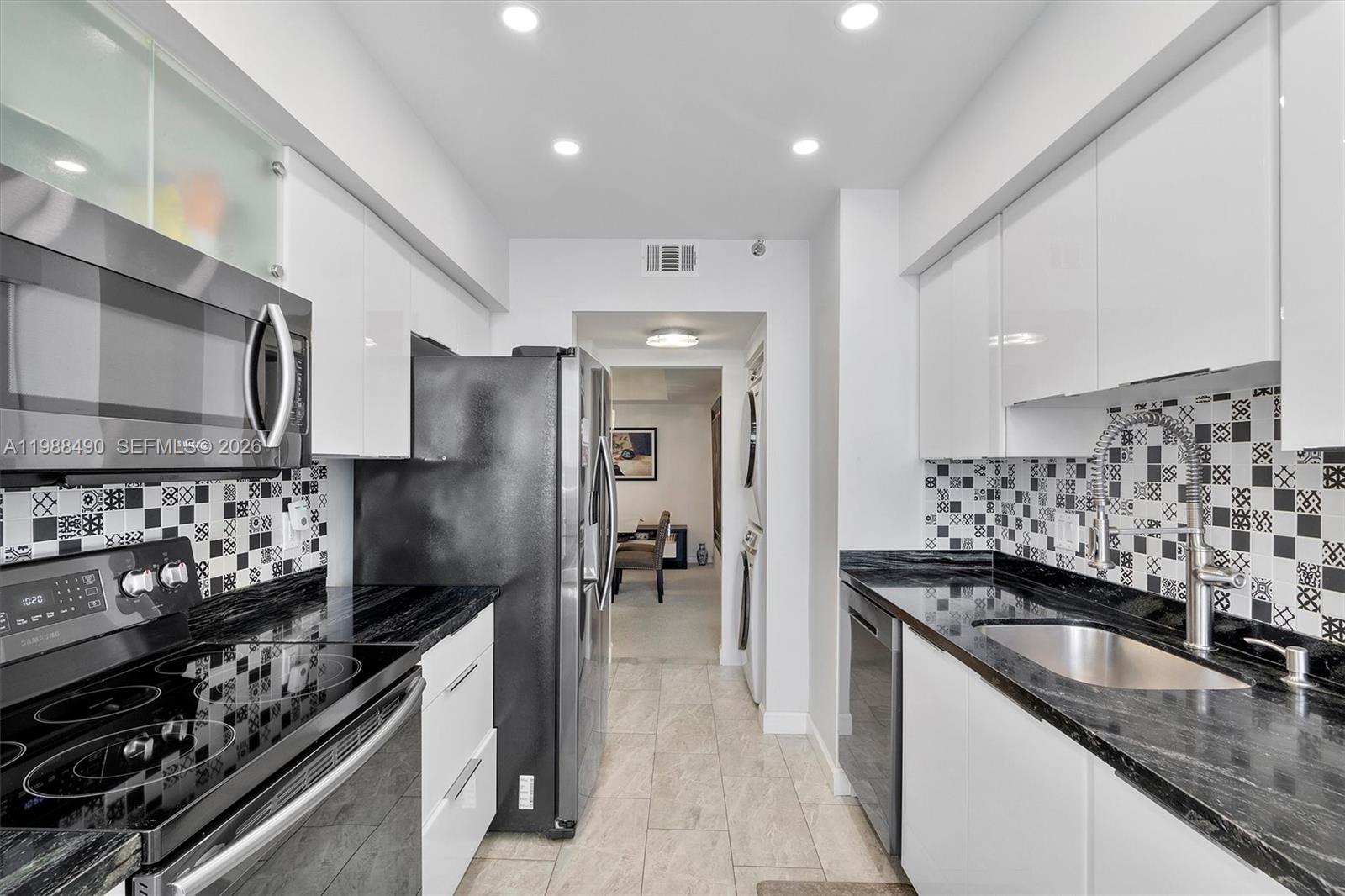 image Hamptons West18