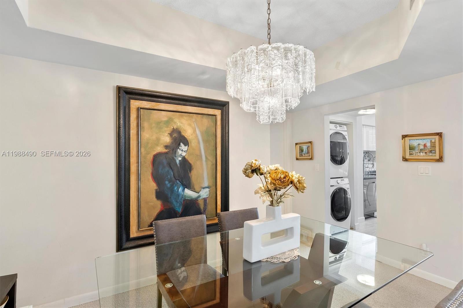 image Hamptons West6