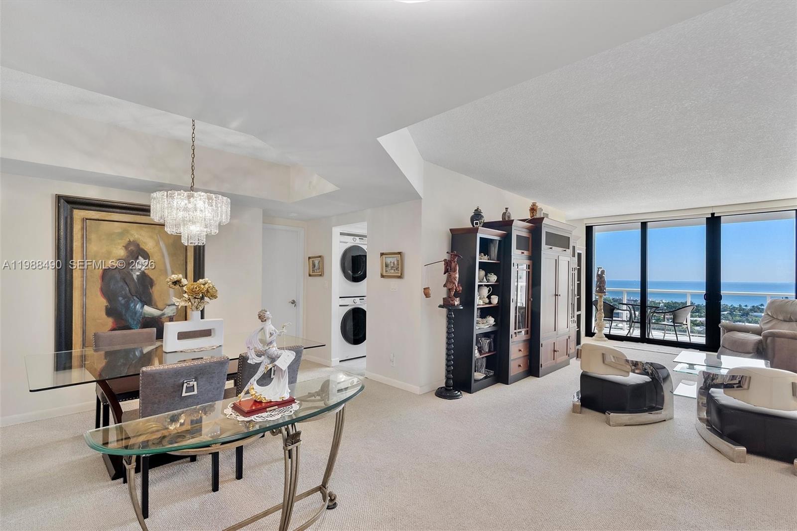 image Hamptons West8