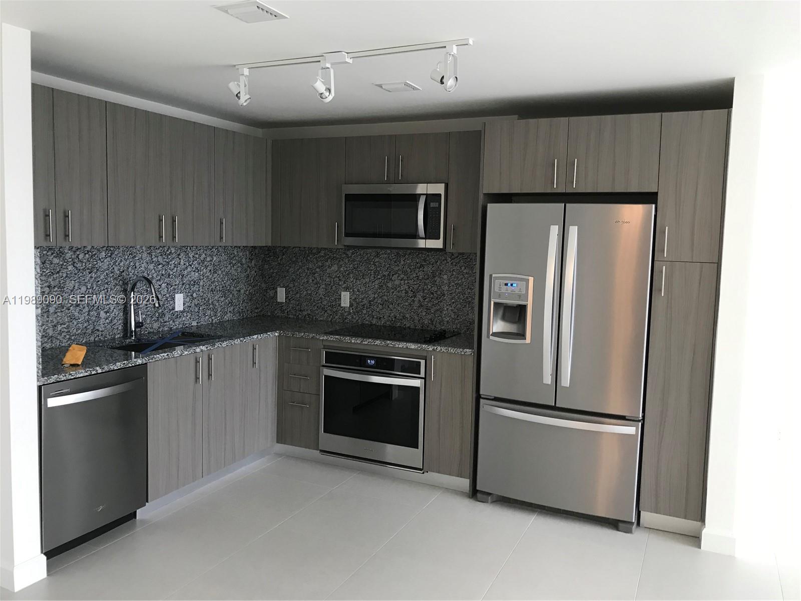 5350 NW 84th Ave #1814 Doral, FL 33166