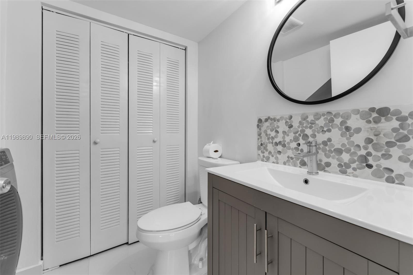 14210 SW 94th Cir Ln #104-35 Miami, FL 33186