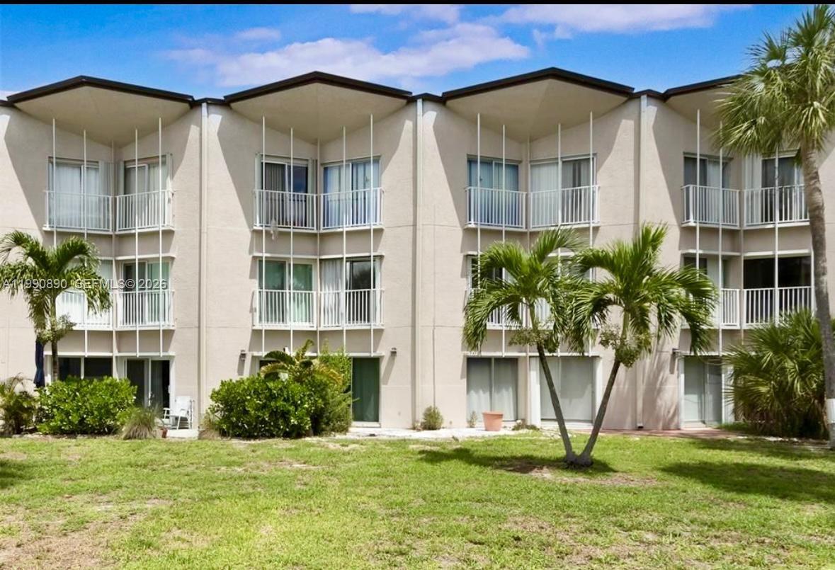 1967 S Ocean Blvd #205 Lauderdale By The Sea, FL 33062