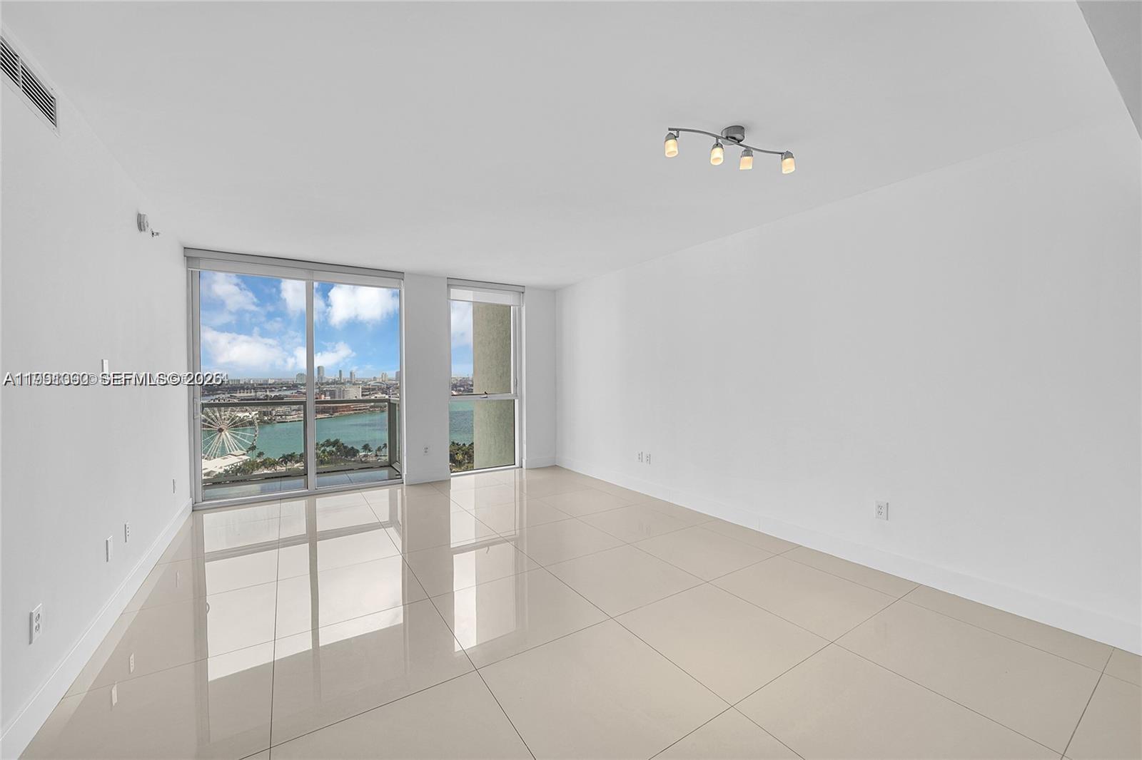 image Vizcayne South1