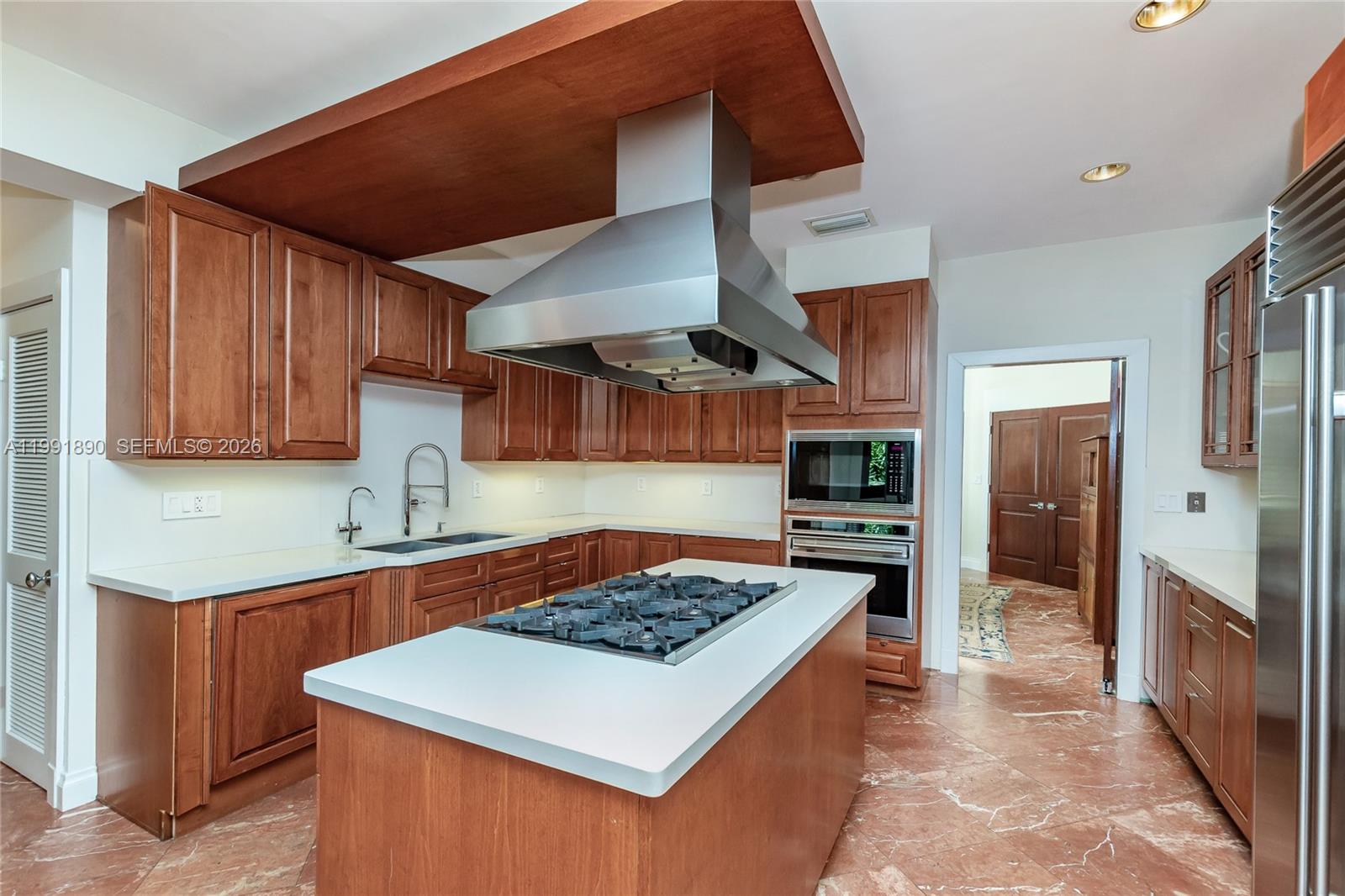 174 Isla Dorada Blvd Coral Gables, FL 33143