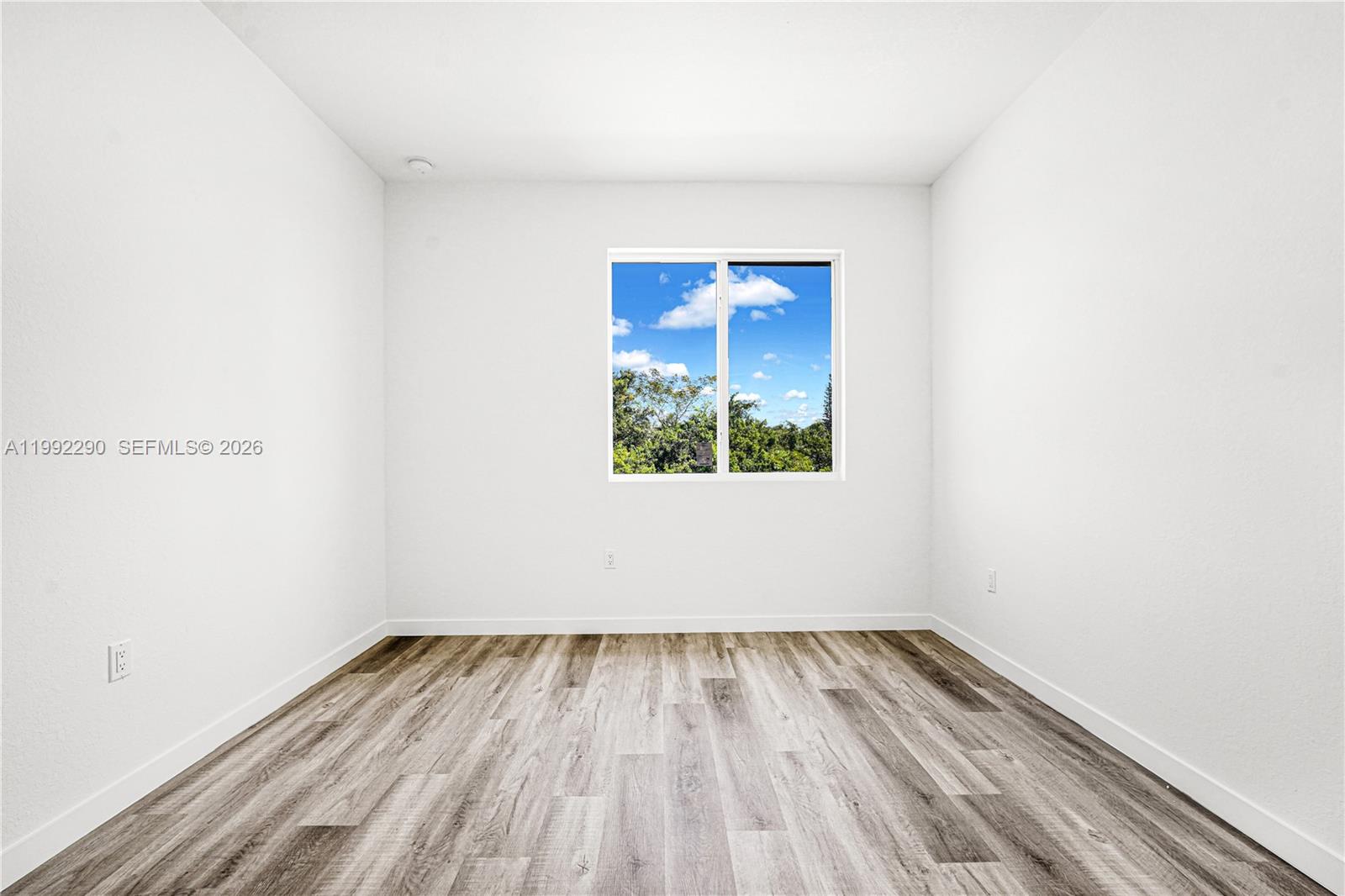 22555 SW 125th Ave #13A Miami, FL 33170