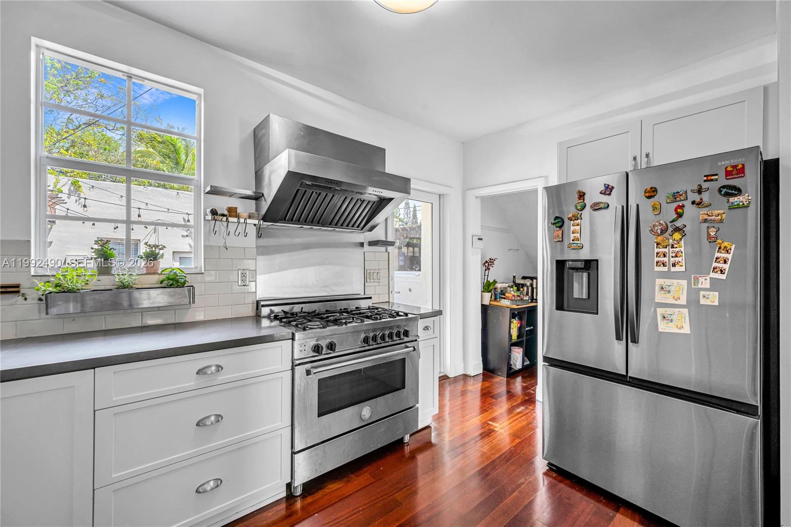 1601 SW 11th Ter Miami, FL 33135