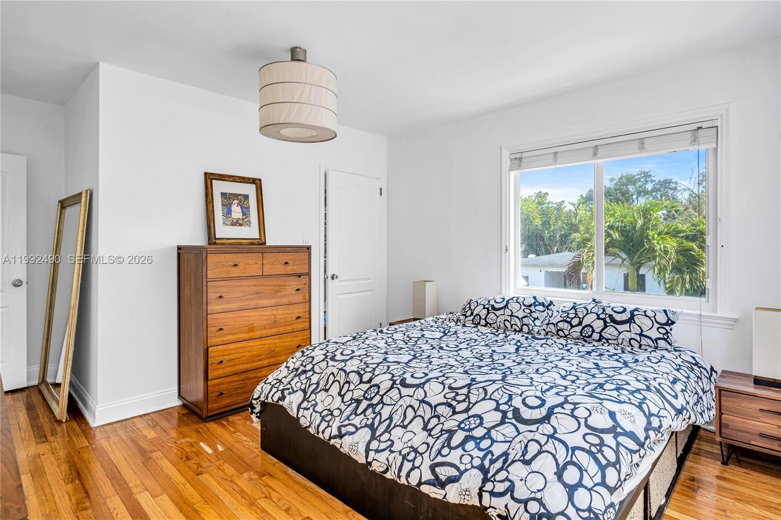 1601 SW 11th Ter Miami, FL 33135