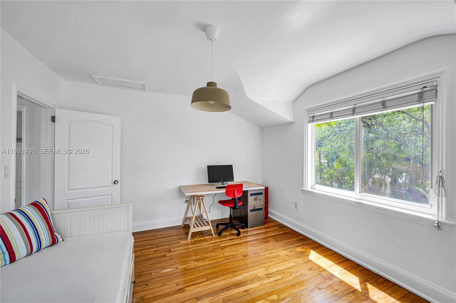 1601 SW 11th Ter Miami, FL 33135