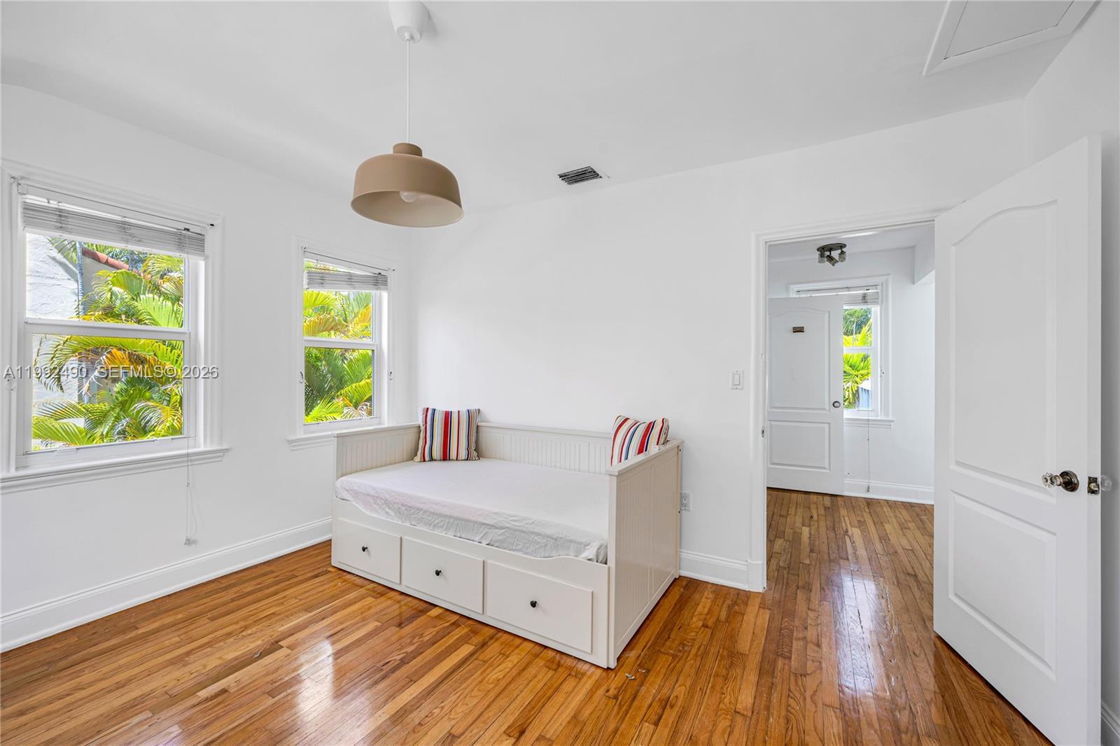 1601 SW 11th Ter Miami, FL 33135