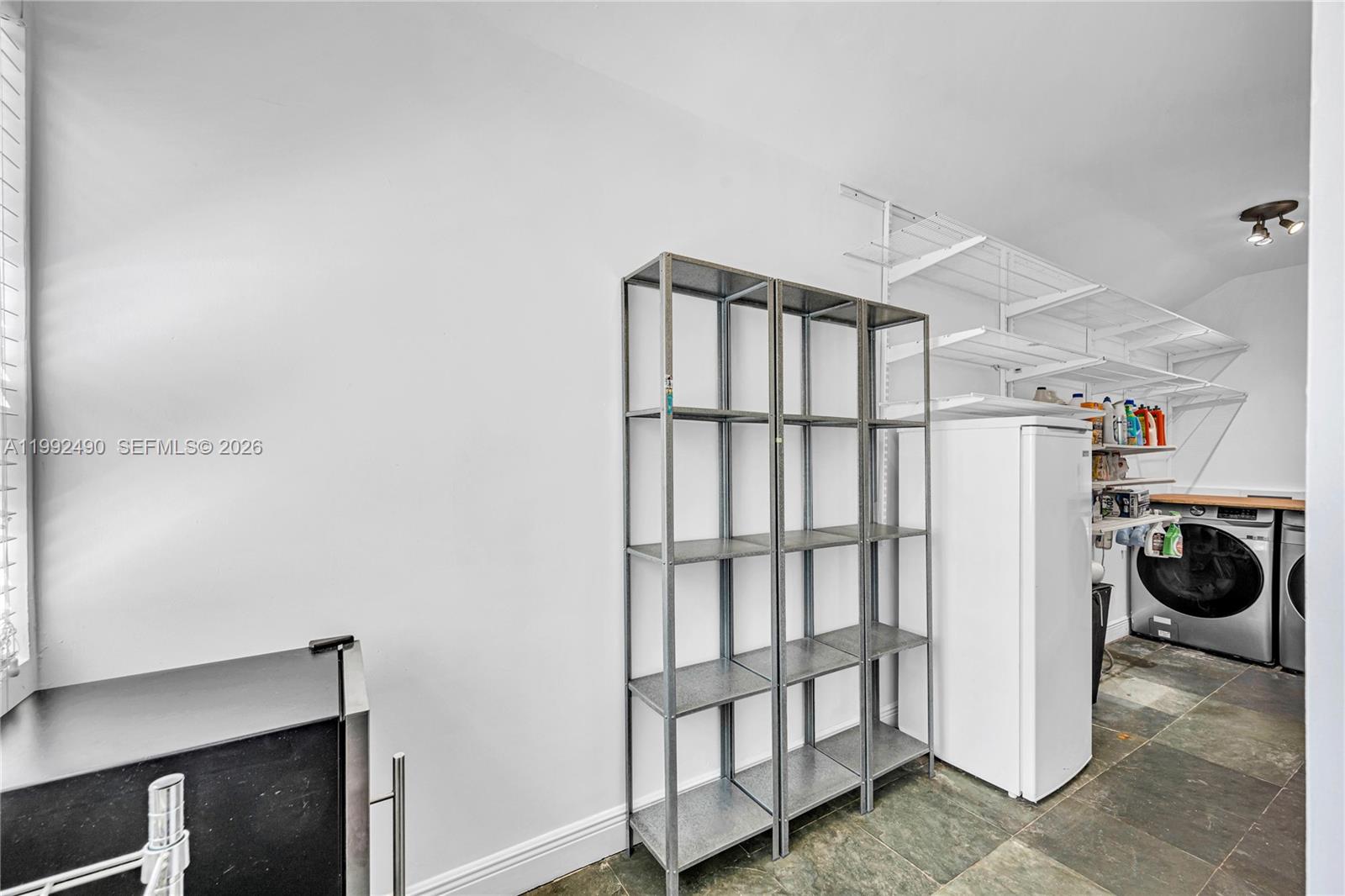 1601 SW 11th Ter Miami, FL 33135