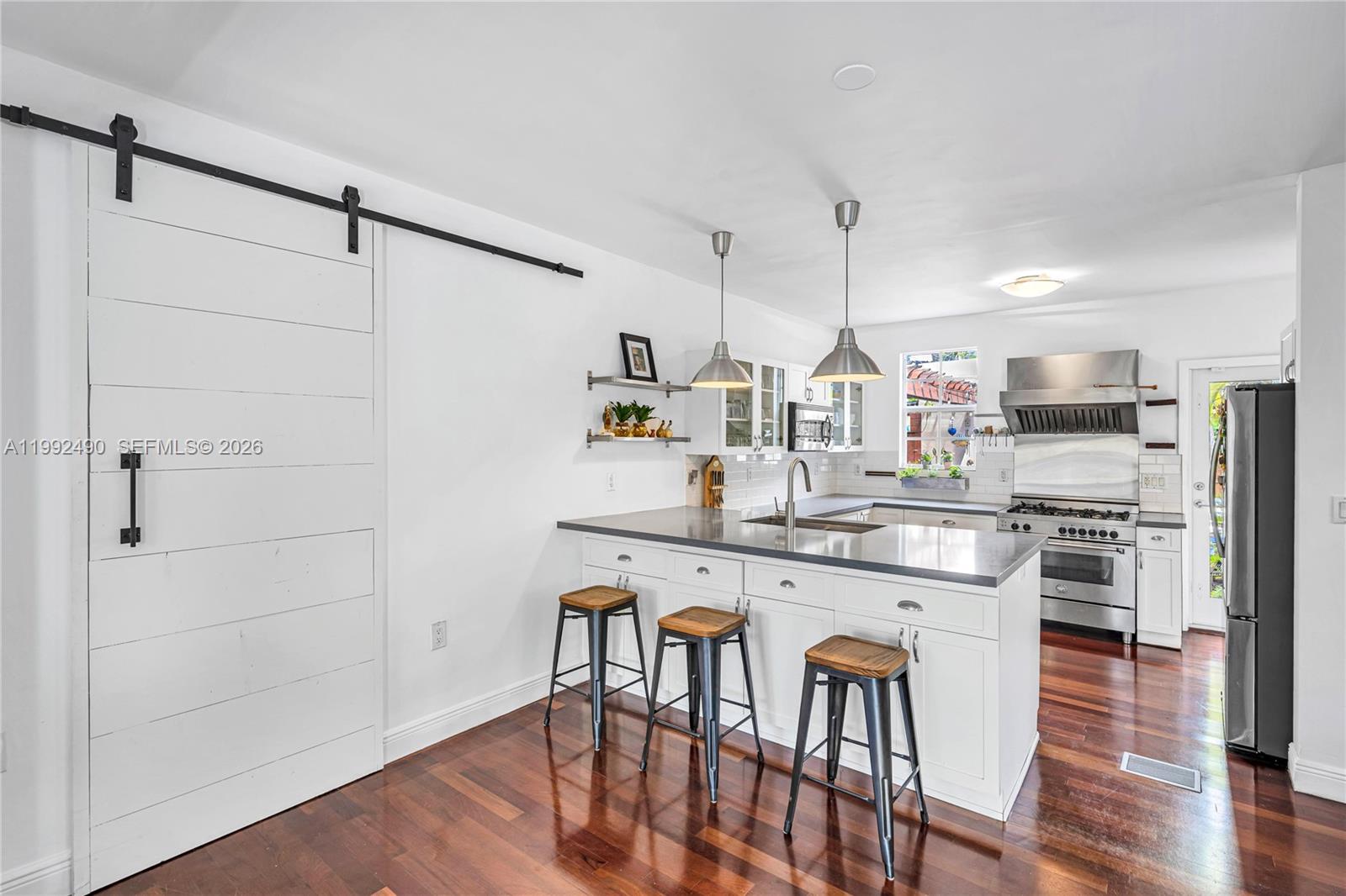 1601 SW 11th Ter Miami, FL 33135