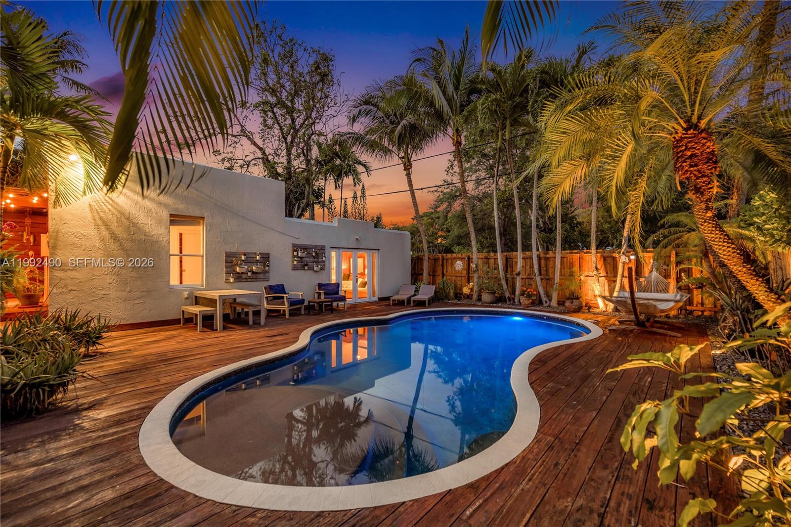 1601 SW 11th Ter Miami, FL 33135