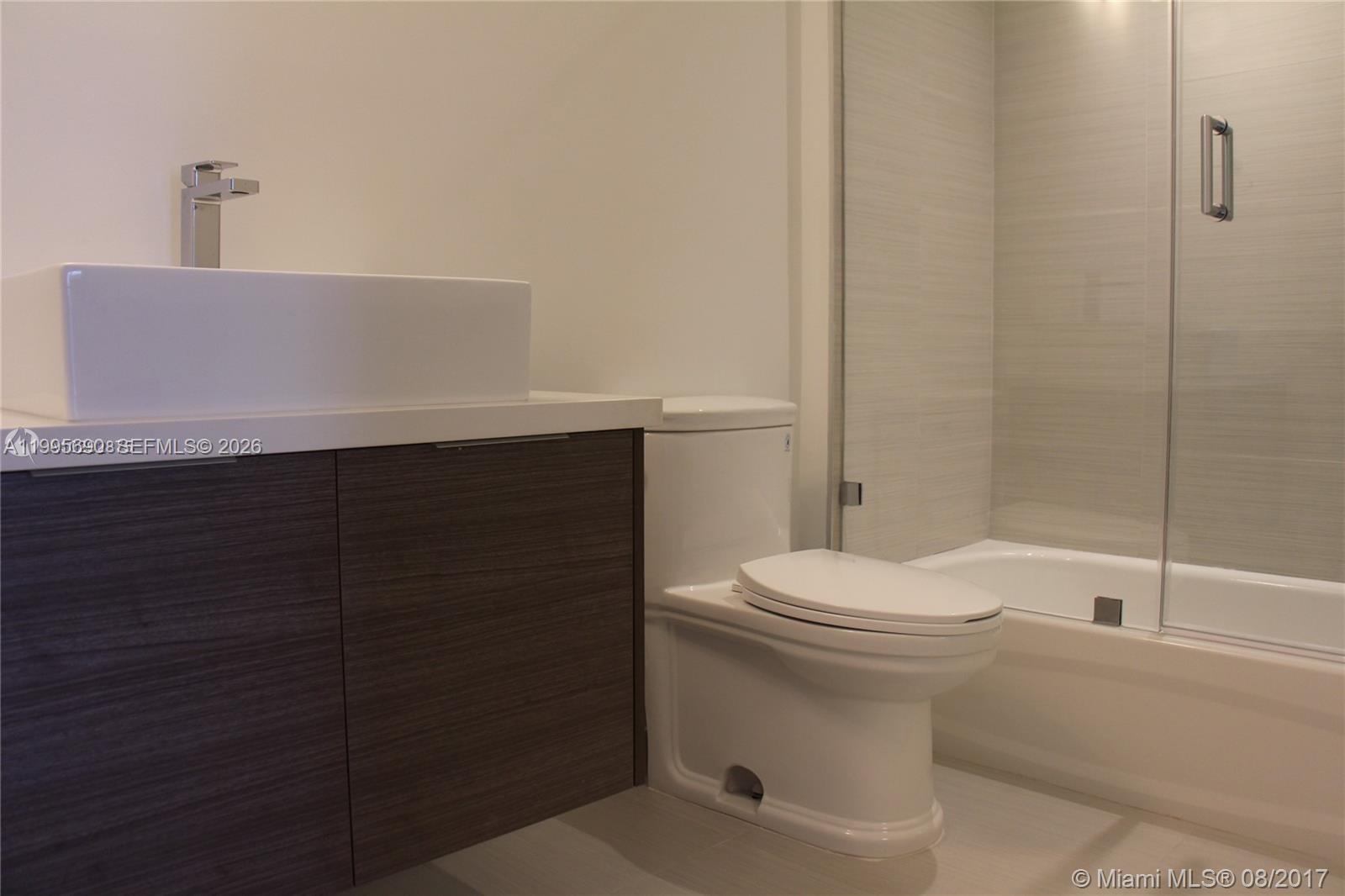 image Brickell Ten9