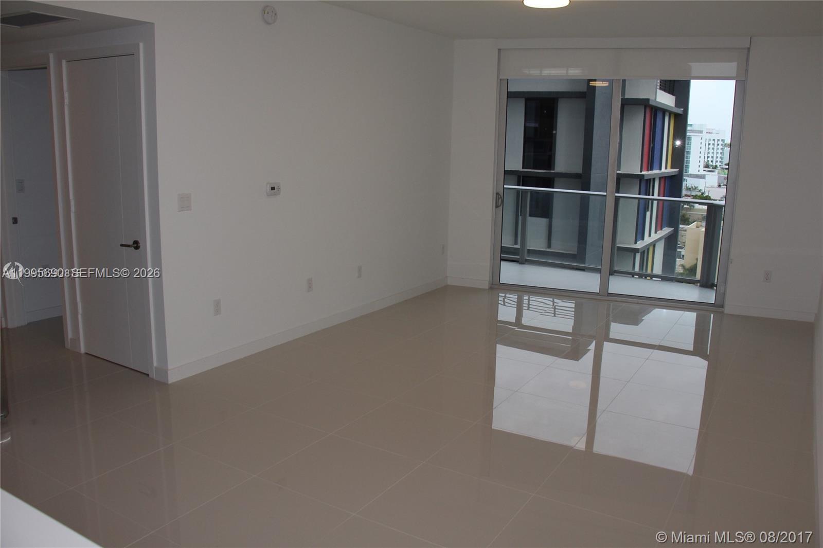 image Brickell Ten1