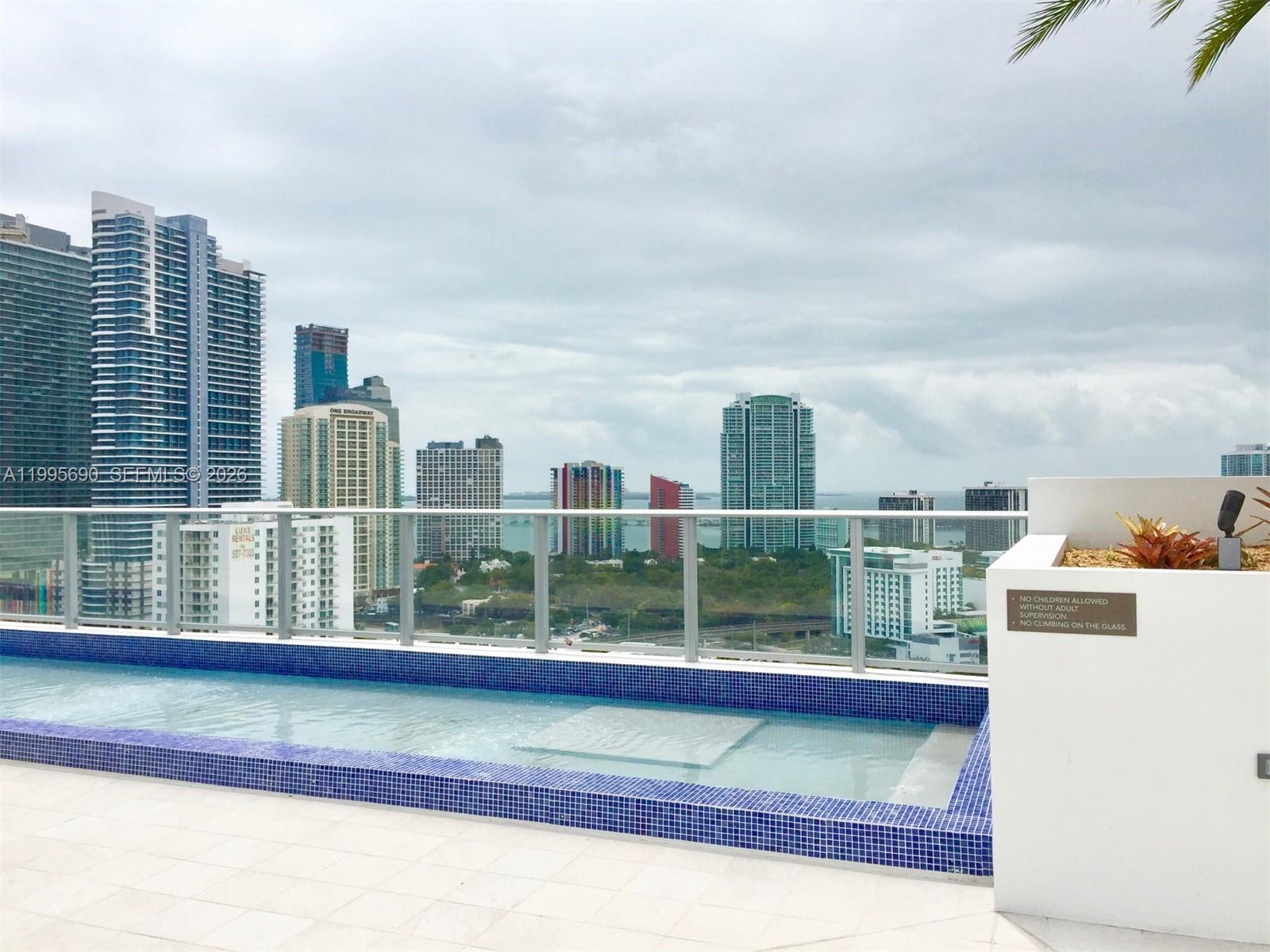 image Brickell Ten21