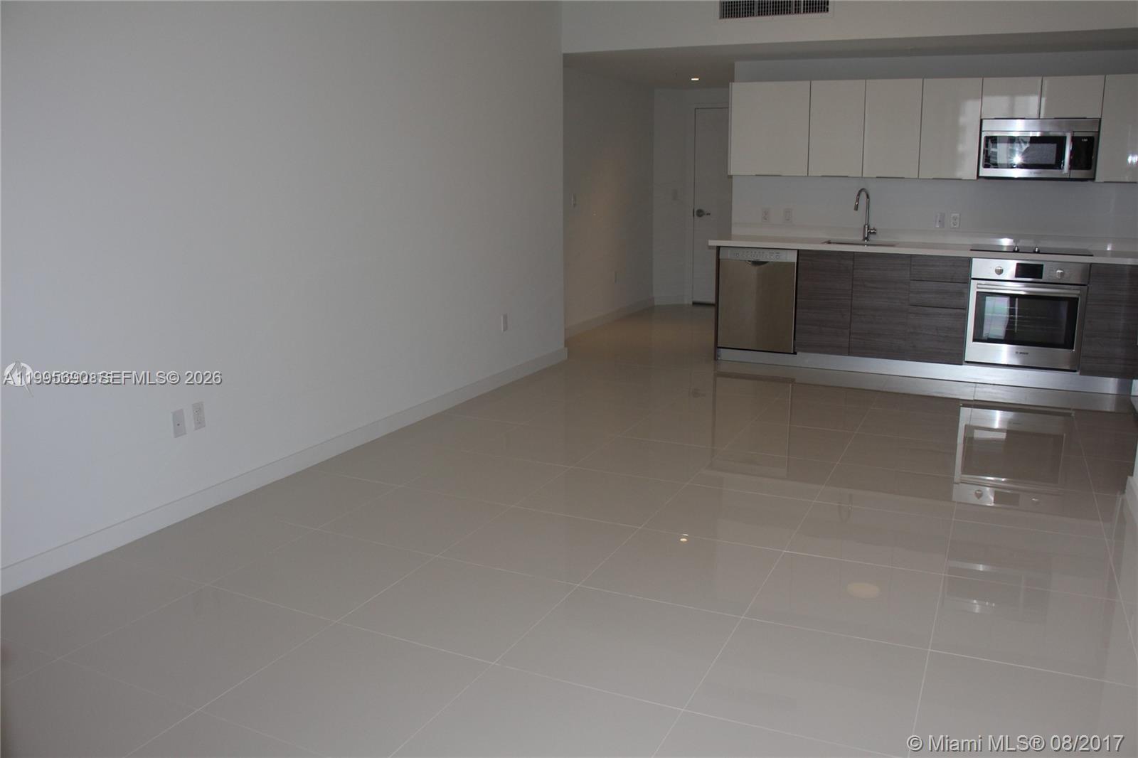 image Brickell Ten6