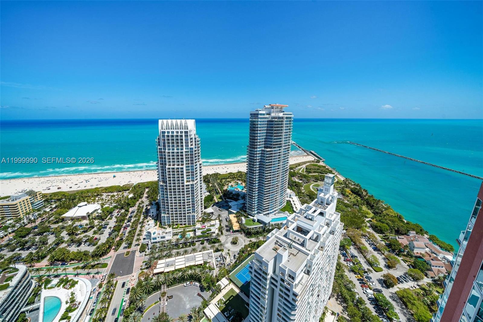 300 S Pointe Dr #PH-5 Miami Beach, FL 33139