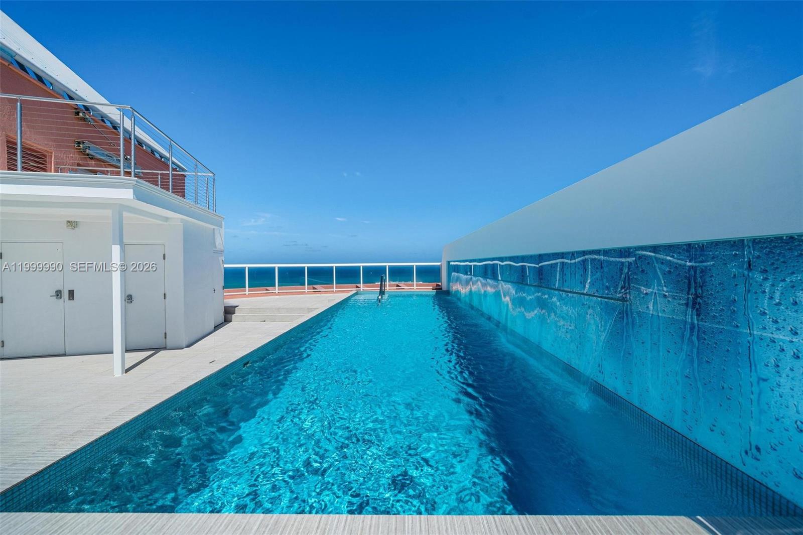 300 S Pointe Dr #PH-5 Miami Beach, FL 33139