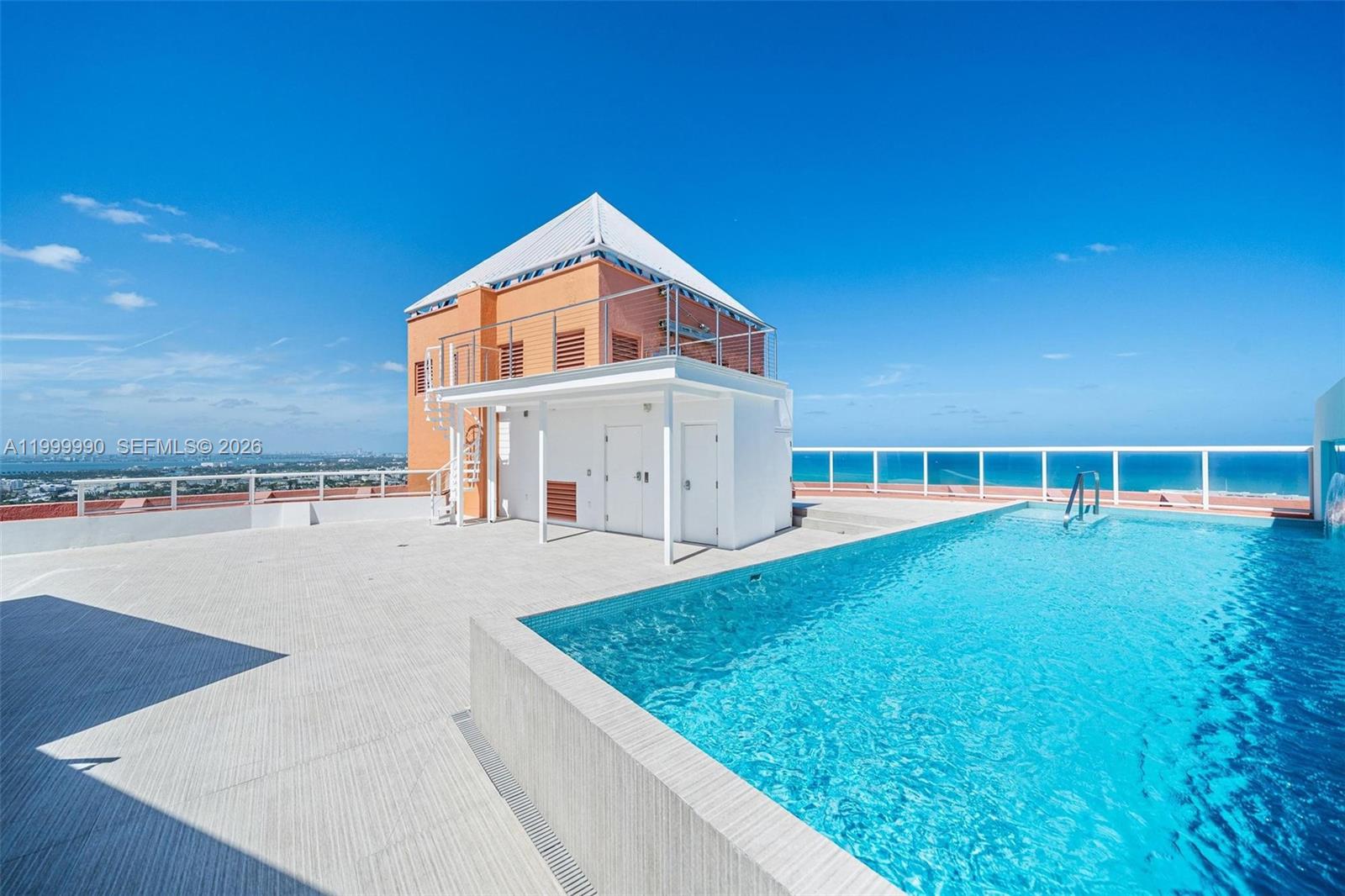 300 S Pointe Dr #PH-5 Miami Beach, FL 33139