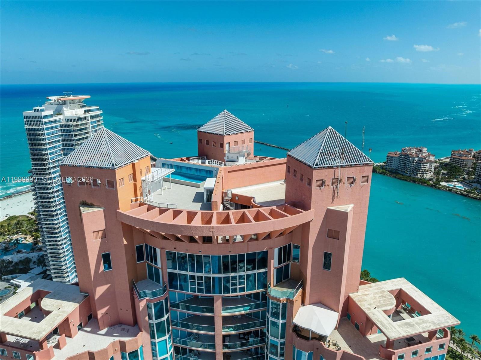 300 S Pointe Dr #PH-5 Miami Beach, FL 33139