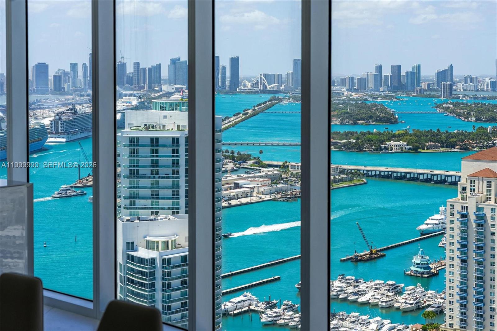 300 S Pointe Dr #PH-5 Miami Beach, FL 33139