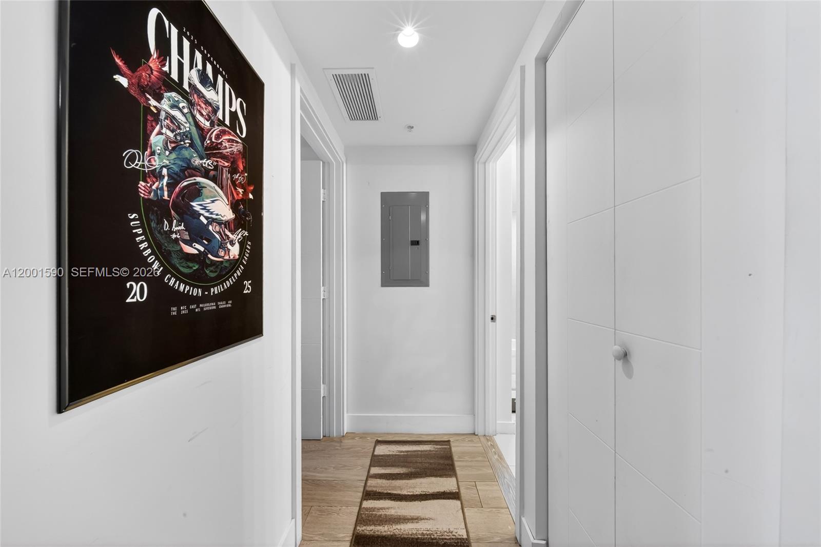 image Brickell Ten13