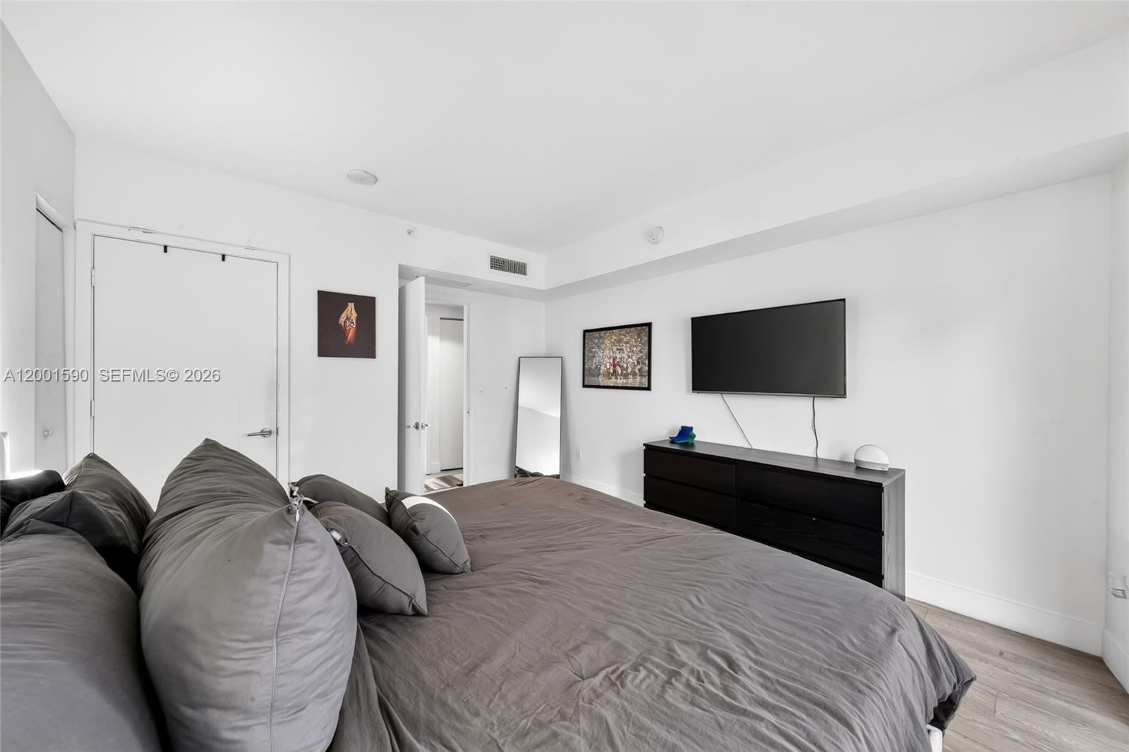 image Brickell Ten15