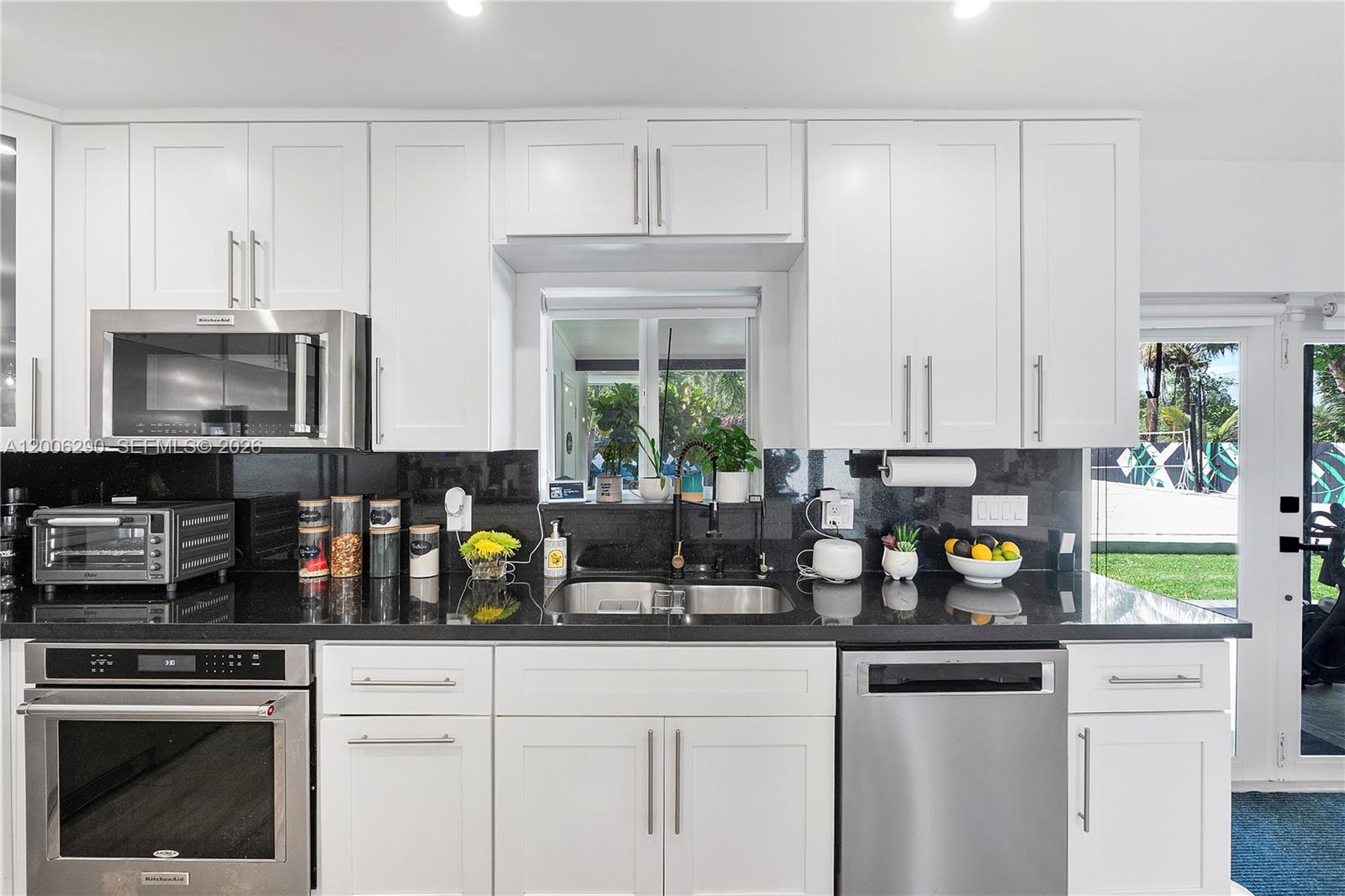 14830 N Spur Dr Miami, FL 33161
