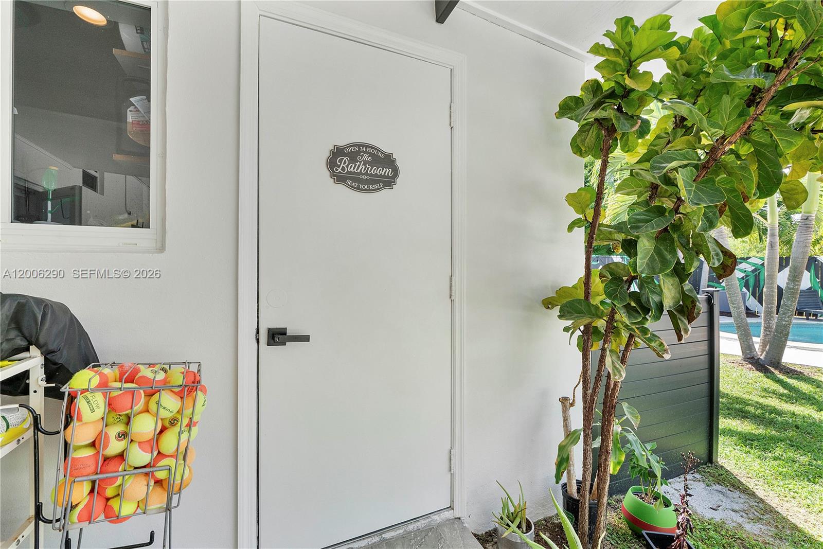 14830 N Spur Dr Miami, FL 33161