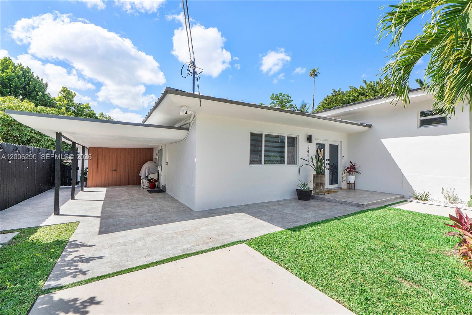14830 N Spur Dr Miami, FL 33161
