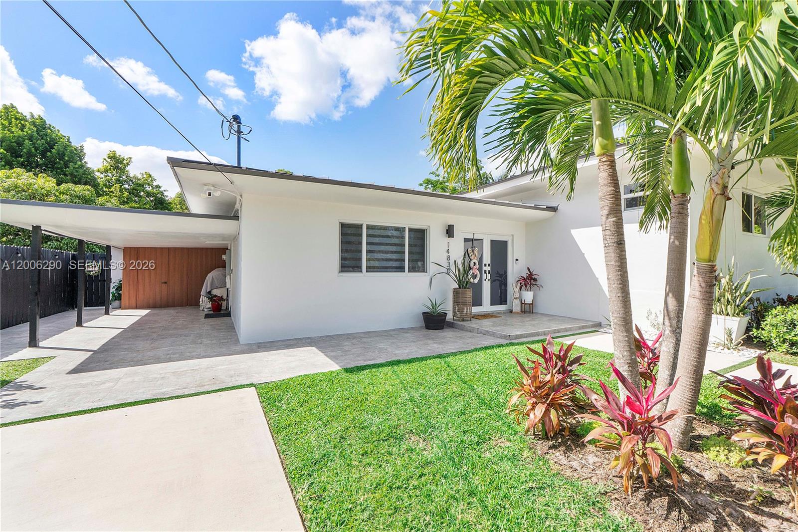 14830 N Spur Dr Miami, FL 33161