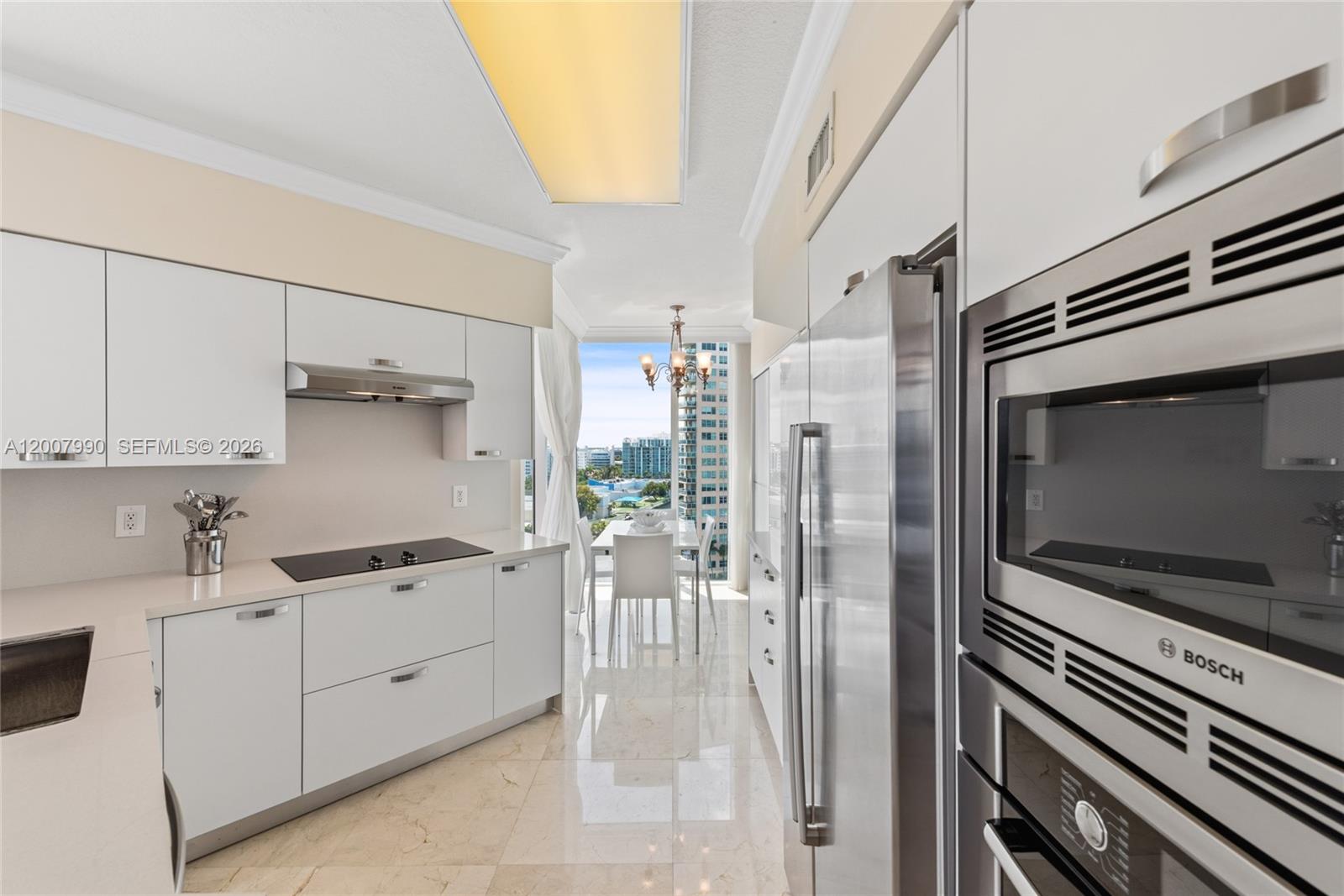 3370 Hidden Bay Dr #1213 Aventura, FL 33180