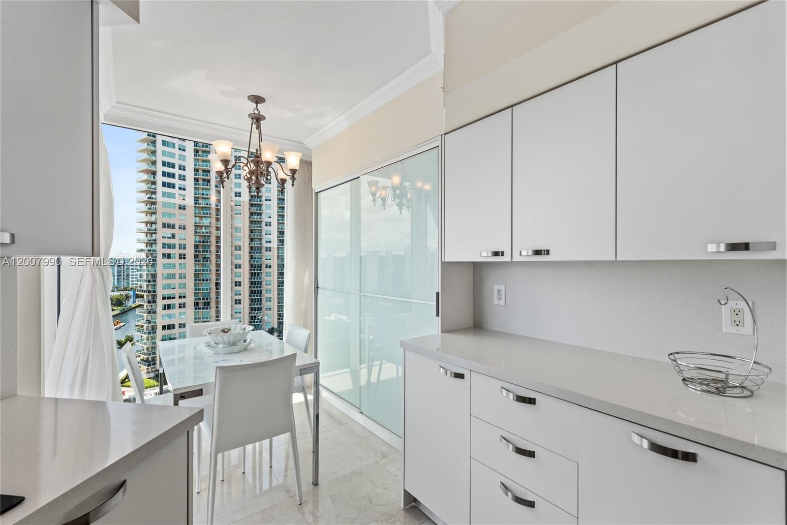 3370 Hidden Bay Dr #1213 Aventura, FL 33180