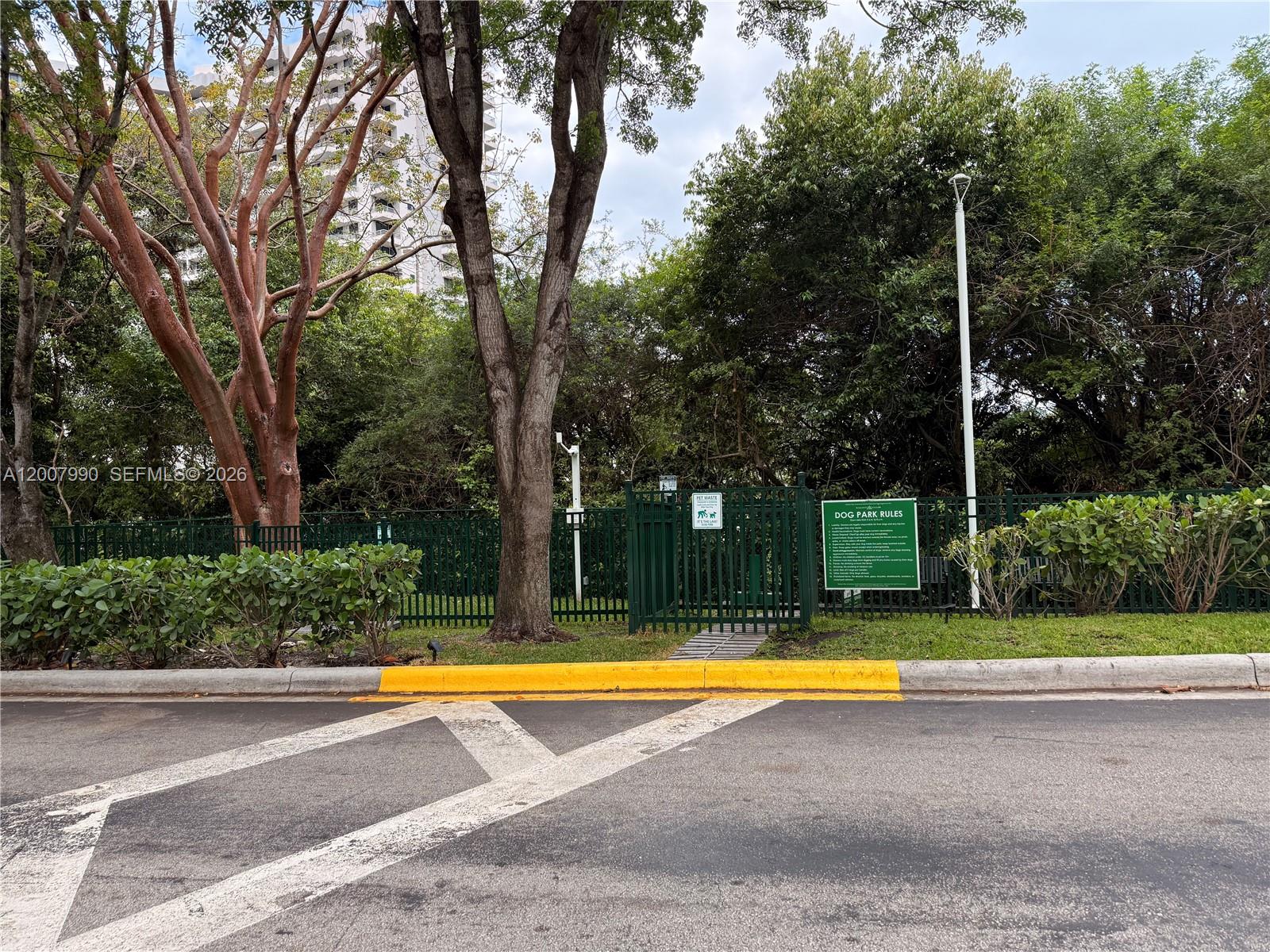 3370 Hidden Bay Dr #1213 Aventura, FL 33180