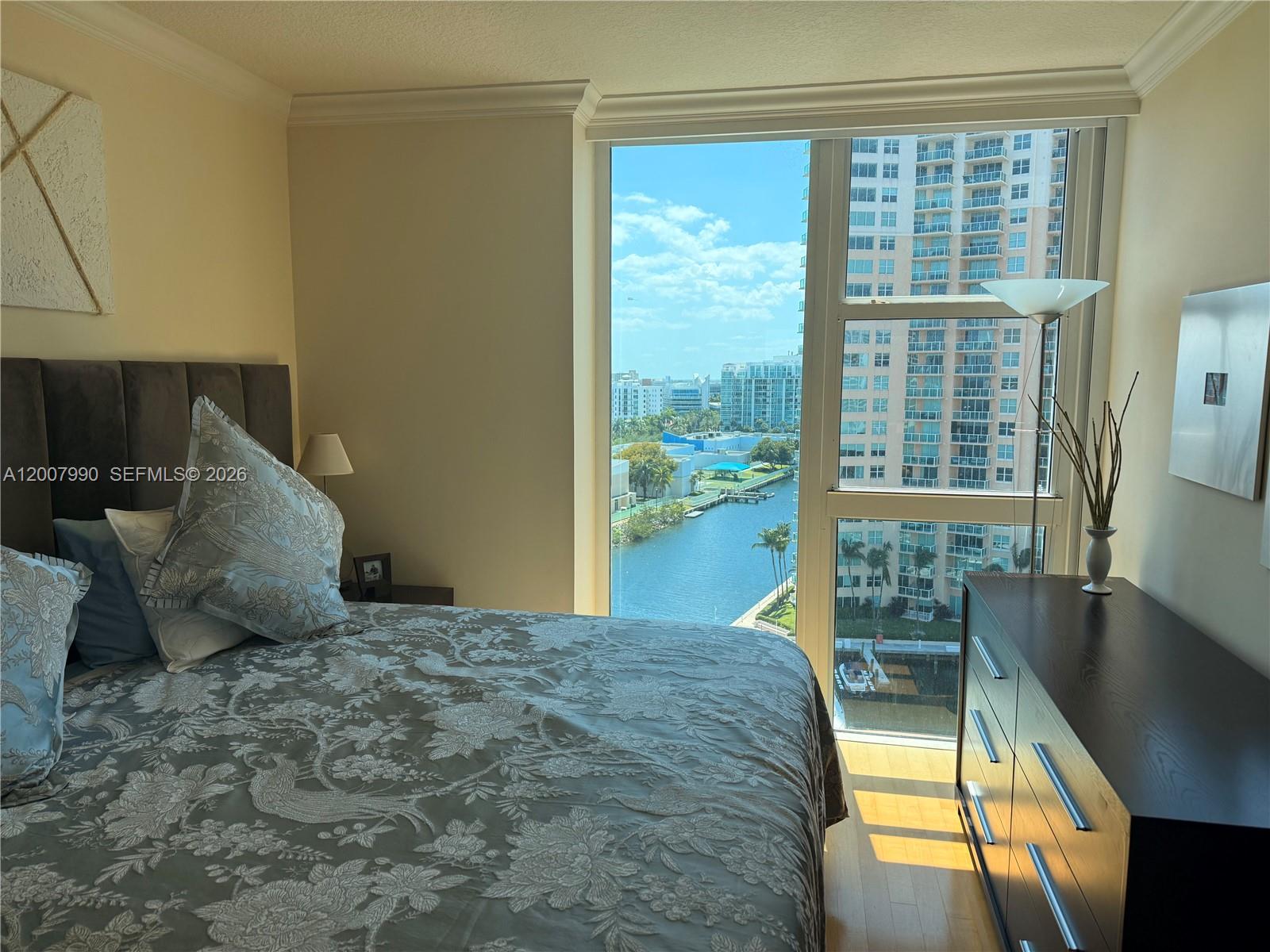 3370 Hidden Bay Dr #1213 Aventura, FL 33180
