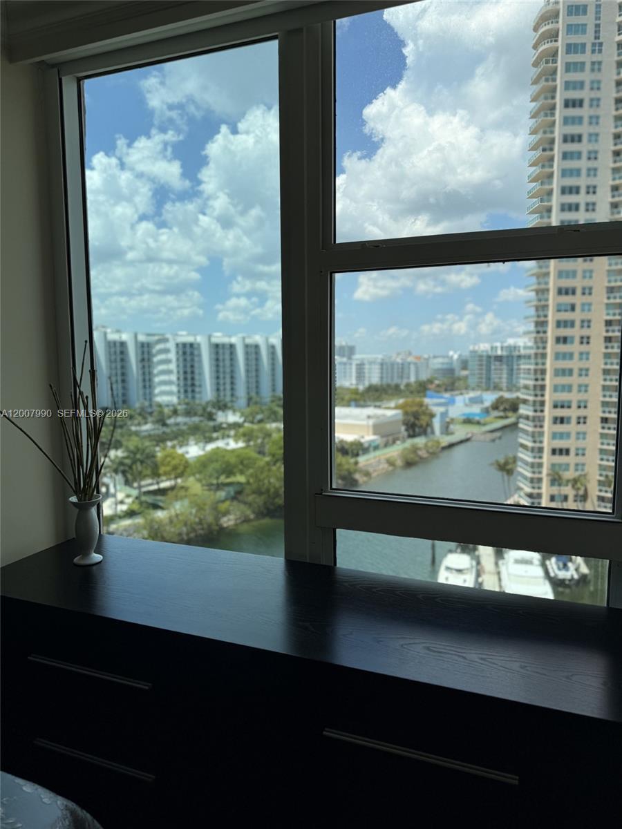 3370 Hidden Bay Dr #1213 Aventura, FL 33180