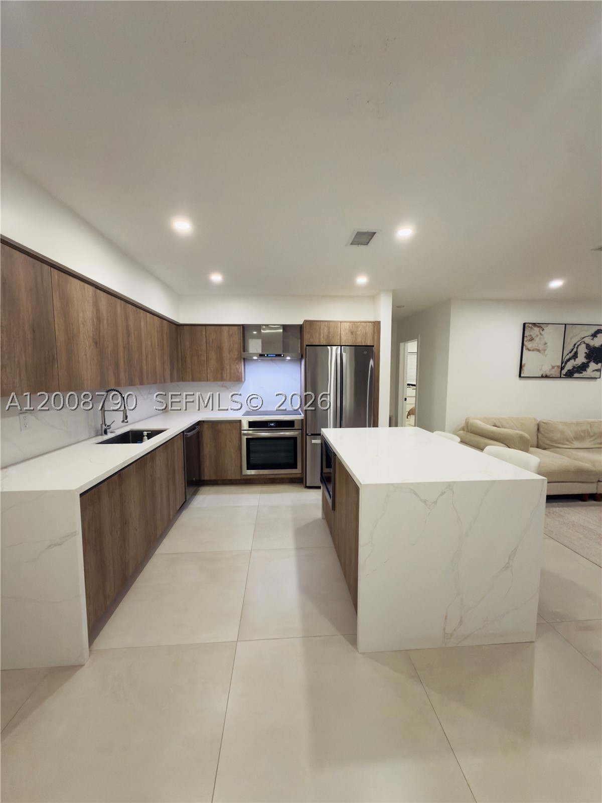 1524 NE 14th Ter