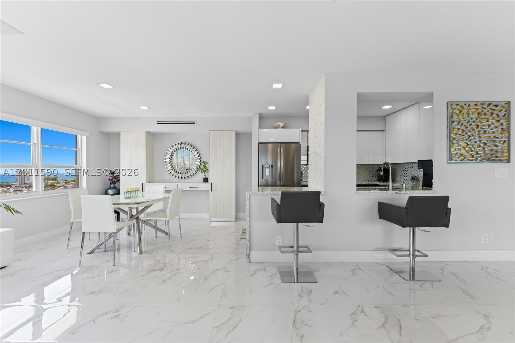 340 Sunset Dr #1810