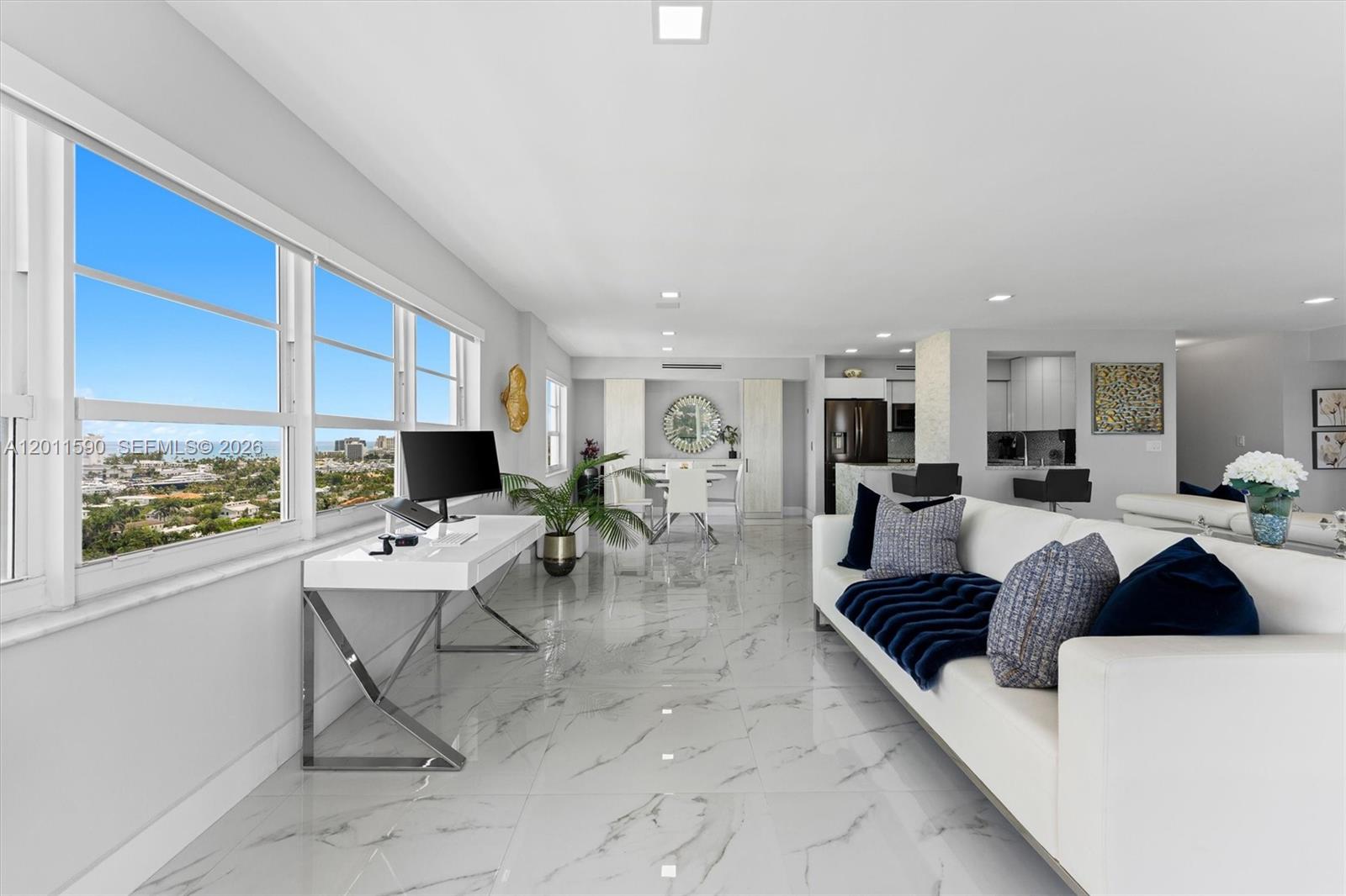 340 Sunset Dr #1810 Fort Lauderdale, FL 33301