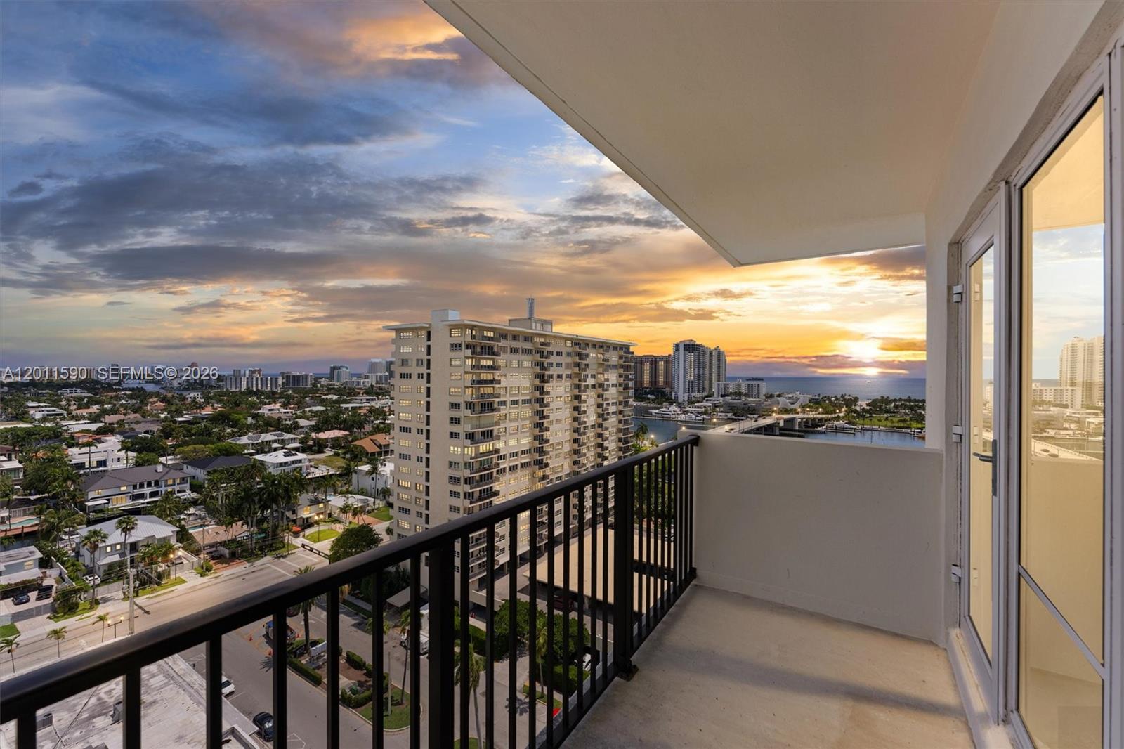 340 Sunset Dr #1810 Fort Lauderdale, FL 33301