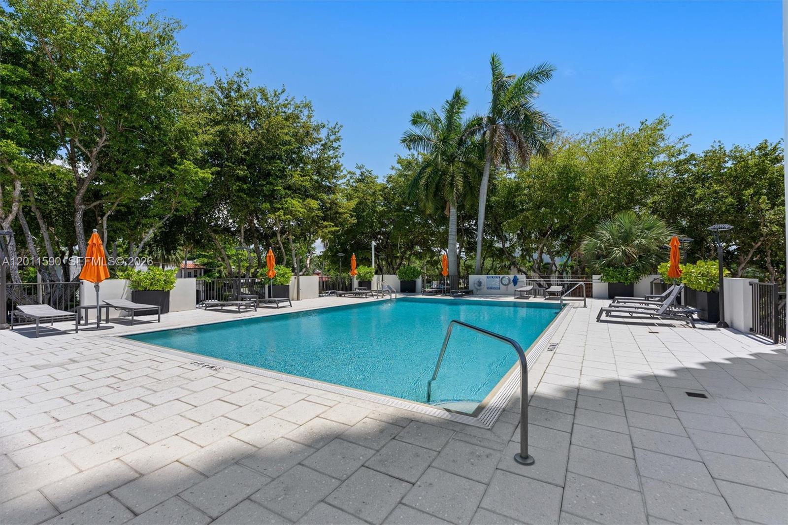 340 Sunset Dr #1810 Fort Lauderdale, FL 33301
