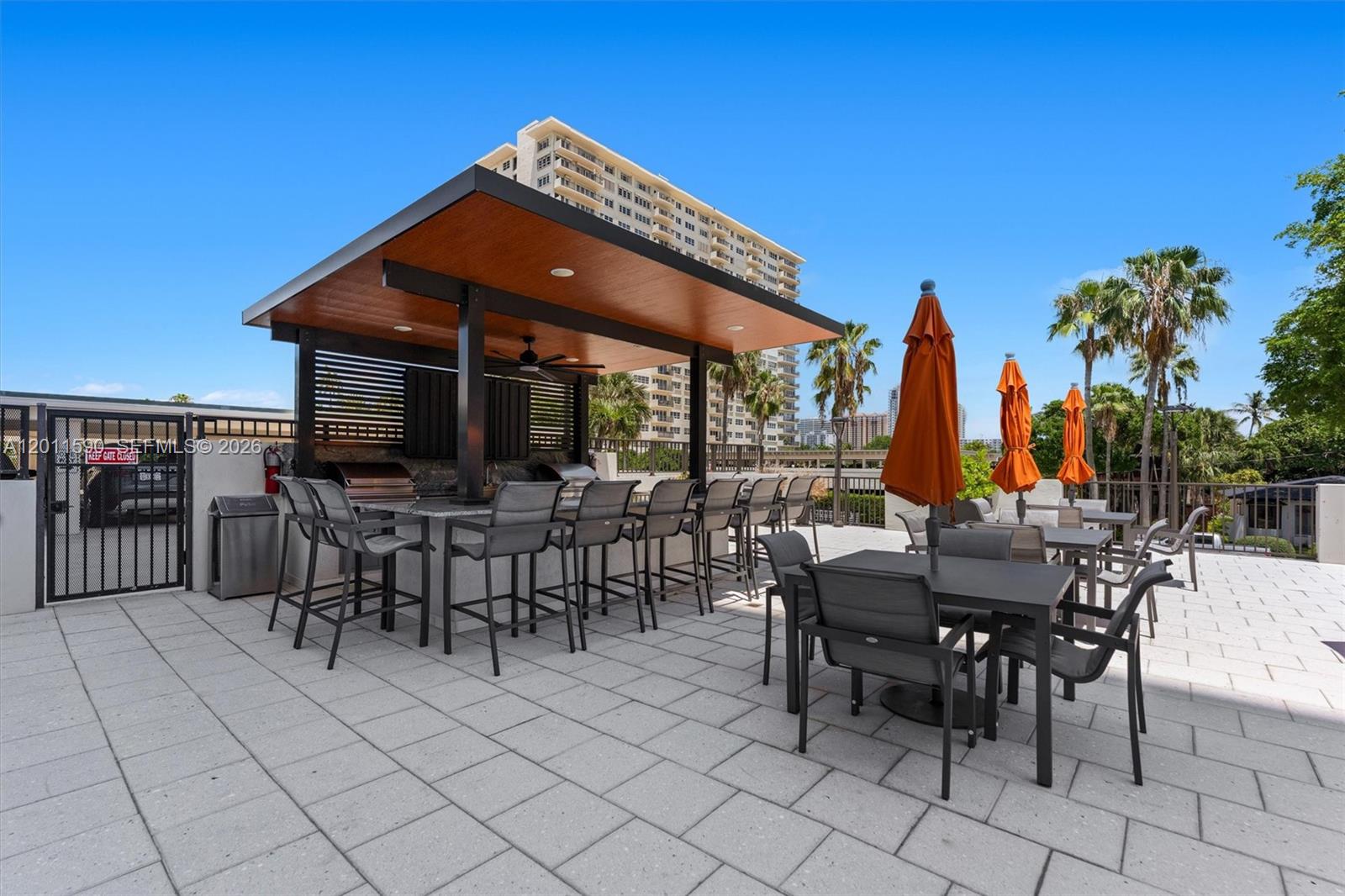 340 Sunset Dr #1810 Fort Lauderdale, FL 33301