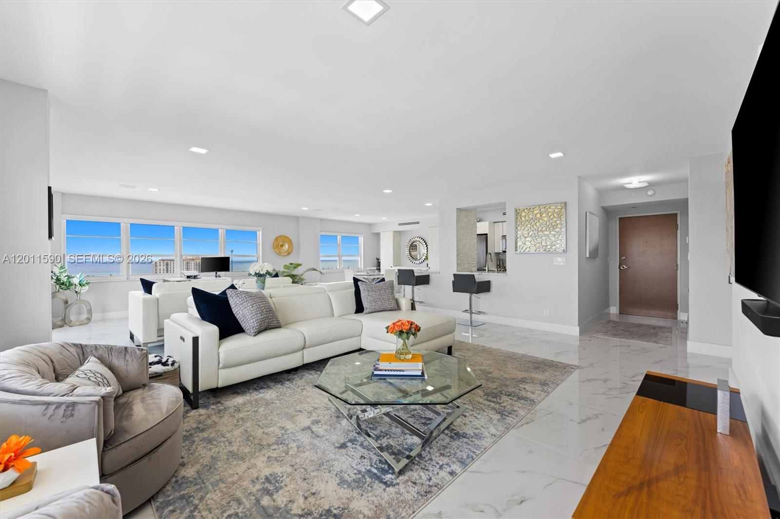 340 Sunset Dr #1810 Fort Lauderdale, FL 33301
