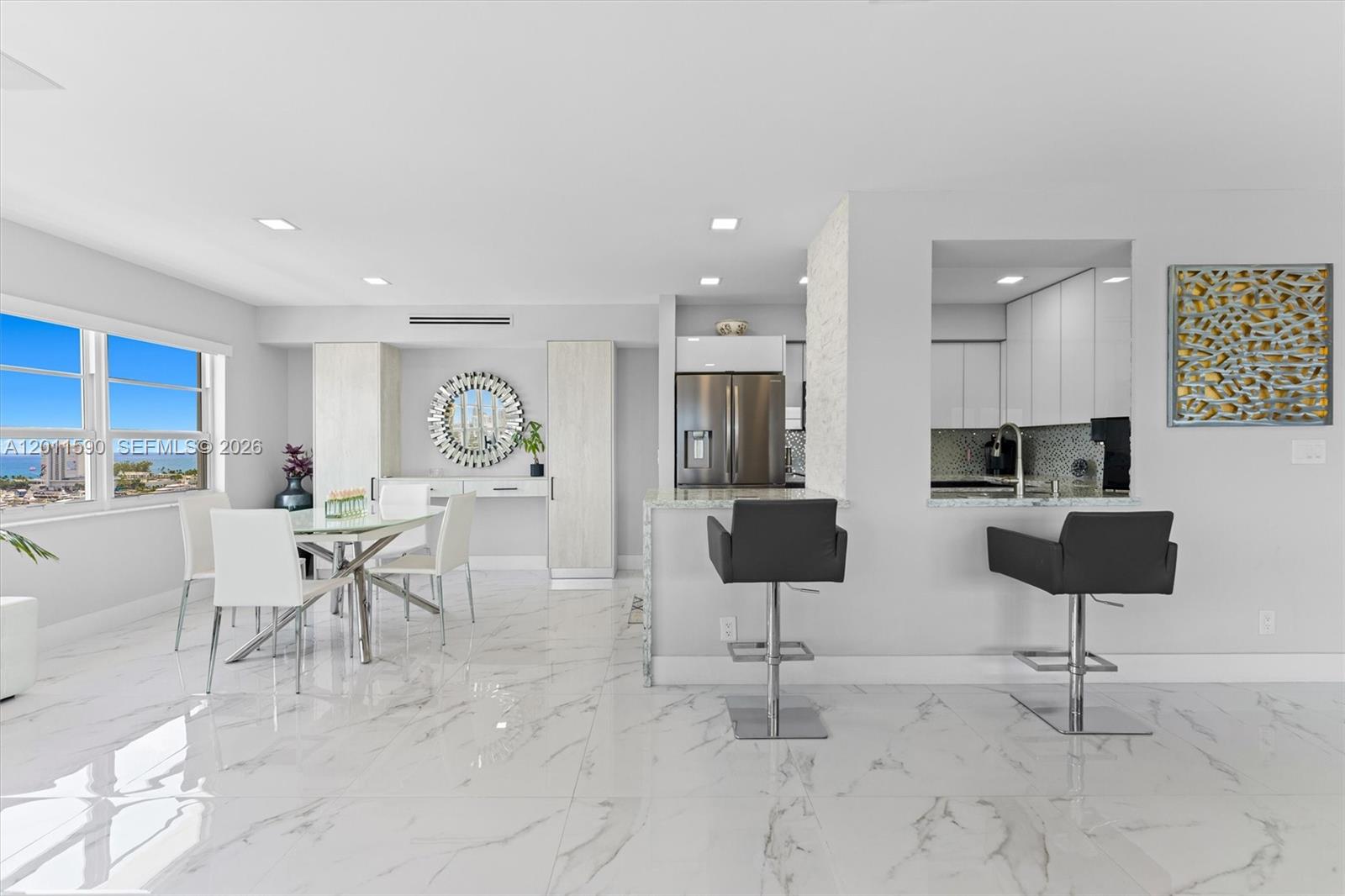 340 Sunset Dr #1810 Fort Lauderdale, FL 33301