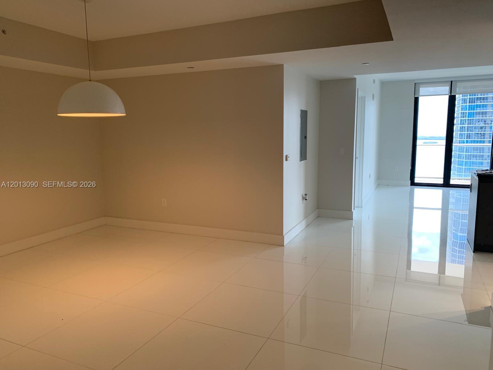 1010 Brickell Ave #3704 Miami, FL 33131