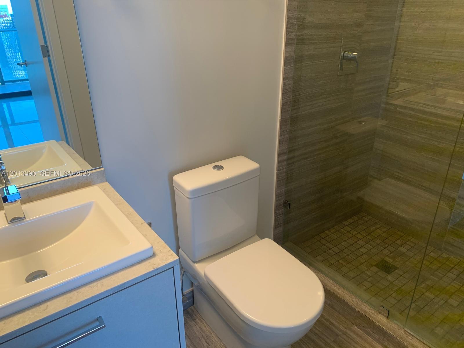 1010 Brickell Ave #3704 Miami, FL 33131